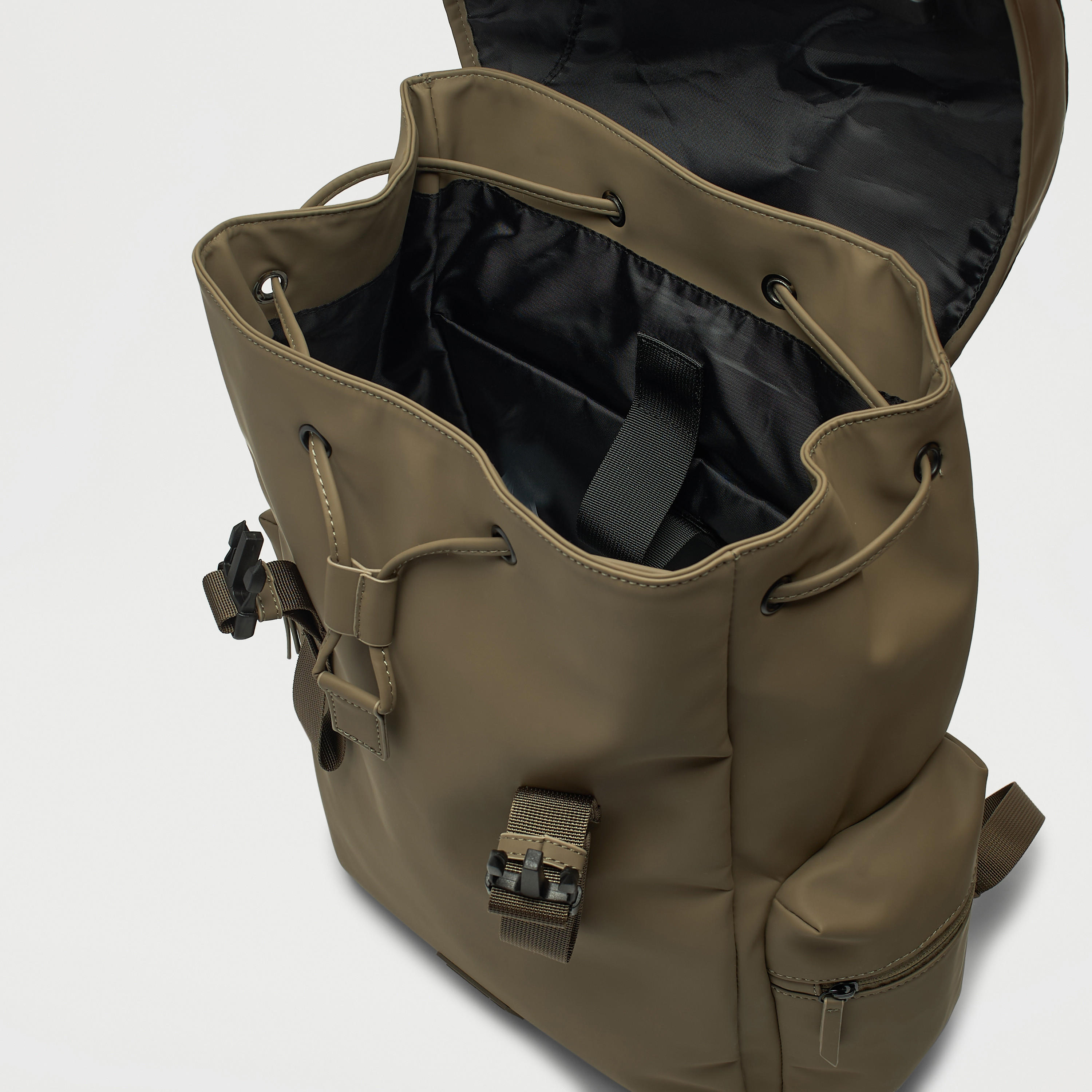 Solid Backpack with Adjustable Straps and Zip Closure - 35x16x46 cm-men-bags-image-8
