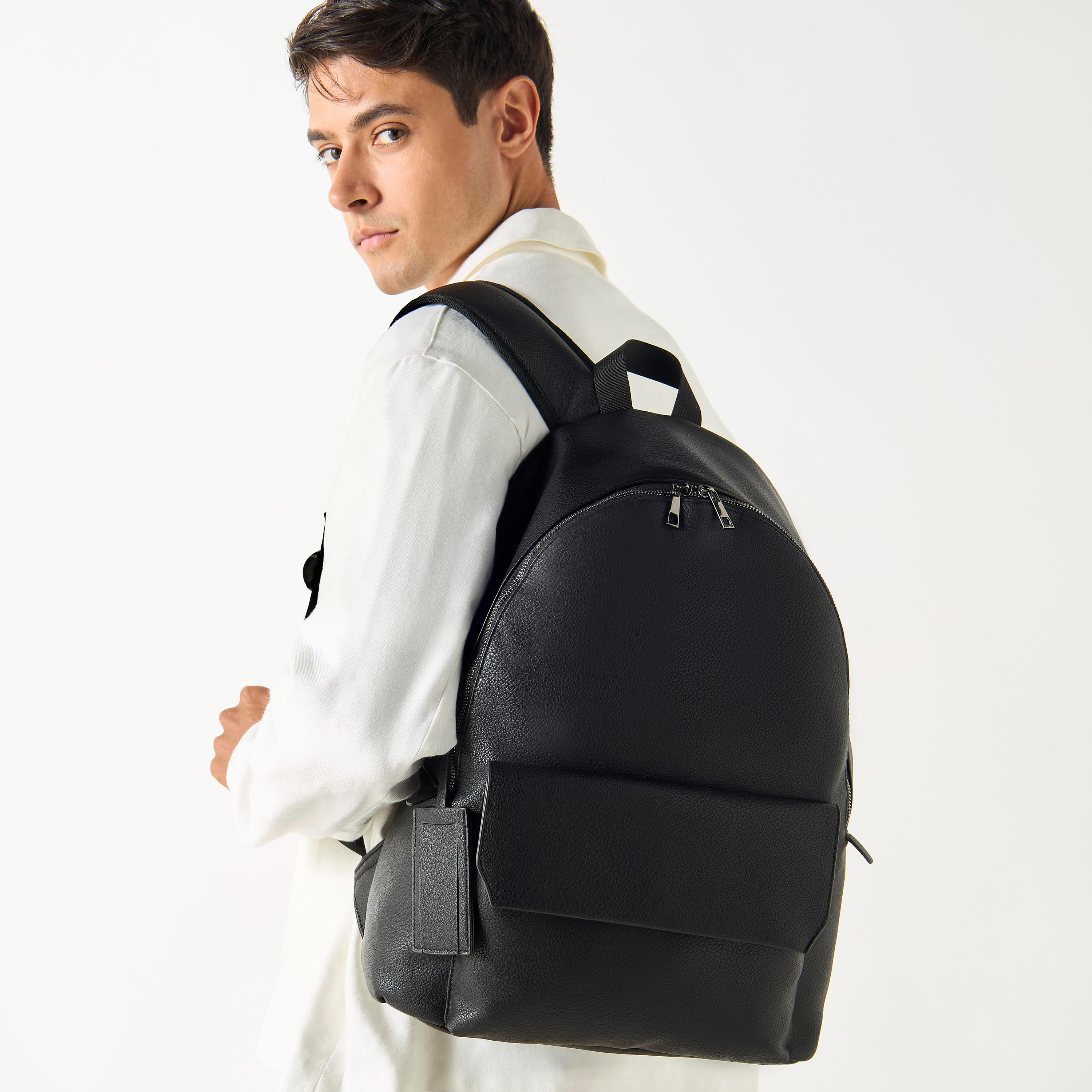 شنطة ظهر بارزة الملمس بسحّاب إغلاق وحمّالات قابلة للتعديل - 33x16x45 سم-men-bags-image-2