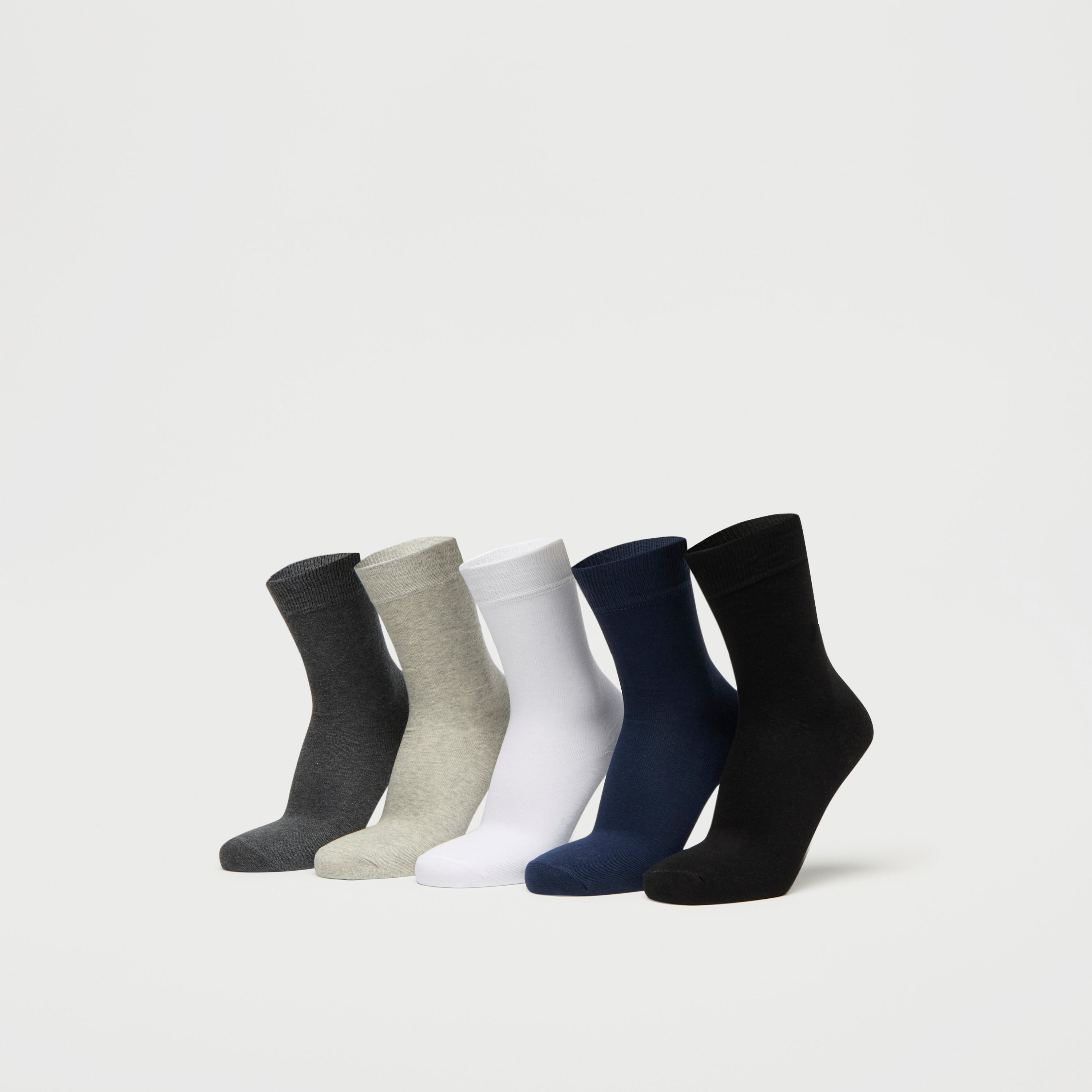 طقم جوارب سادة 5 أزواج بطول ربلة الساق-men-socks-image-1