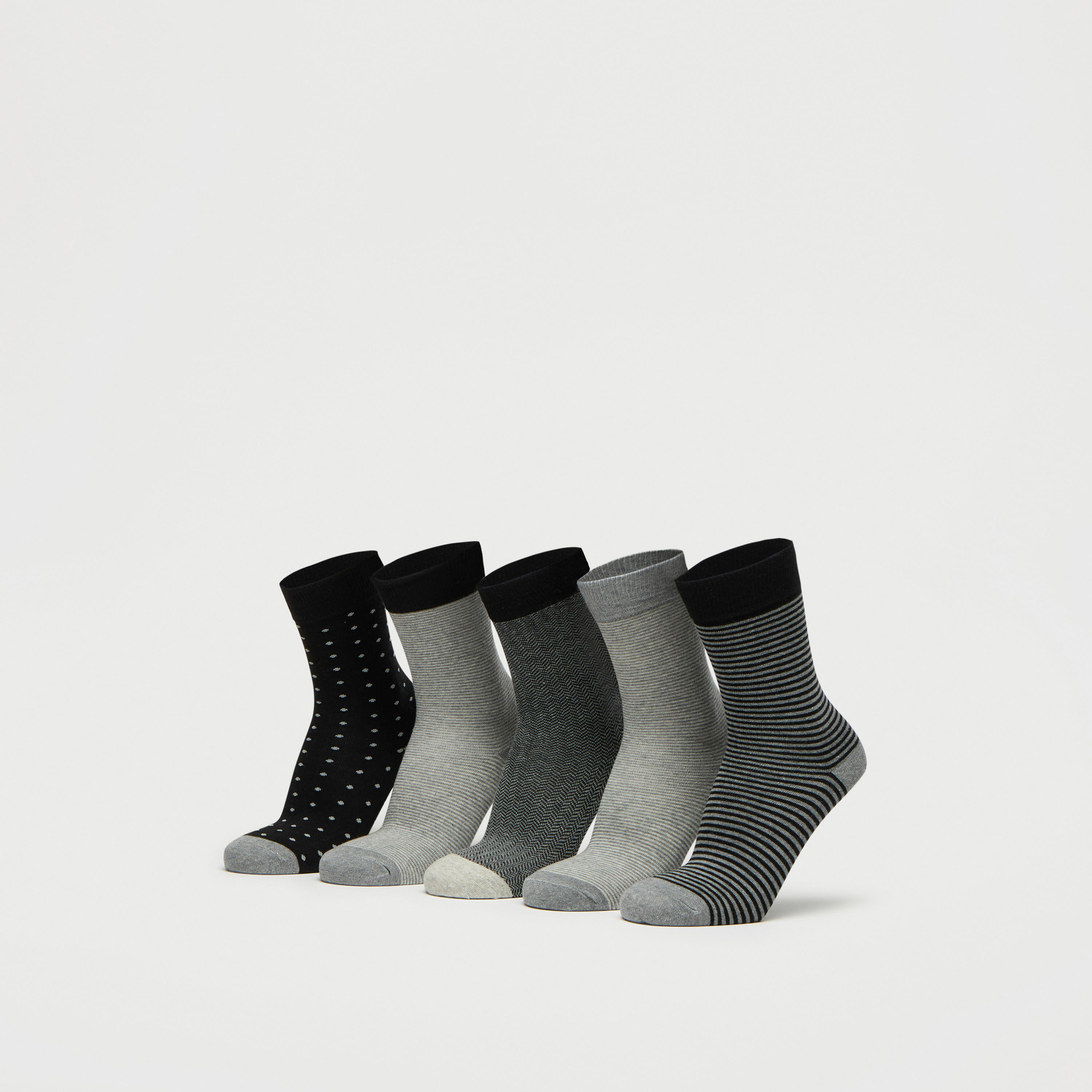 طقم جوارب متنوّعة 5 أزواج بطول ربلة الساق-men-socks-image-1
