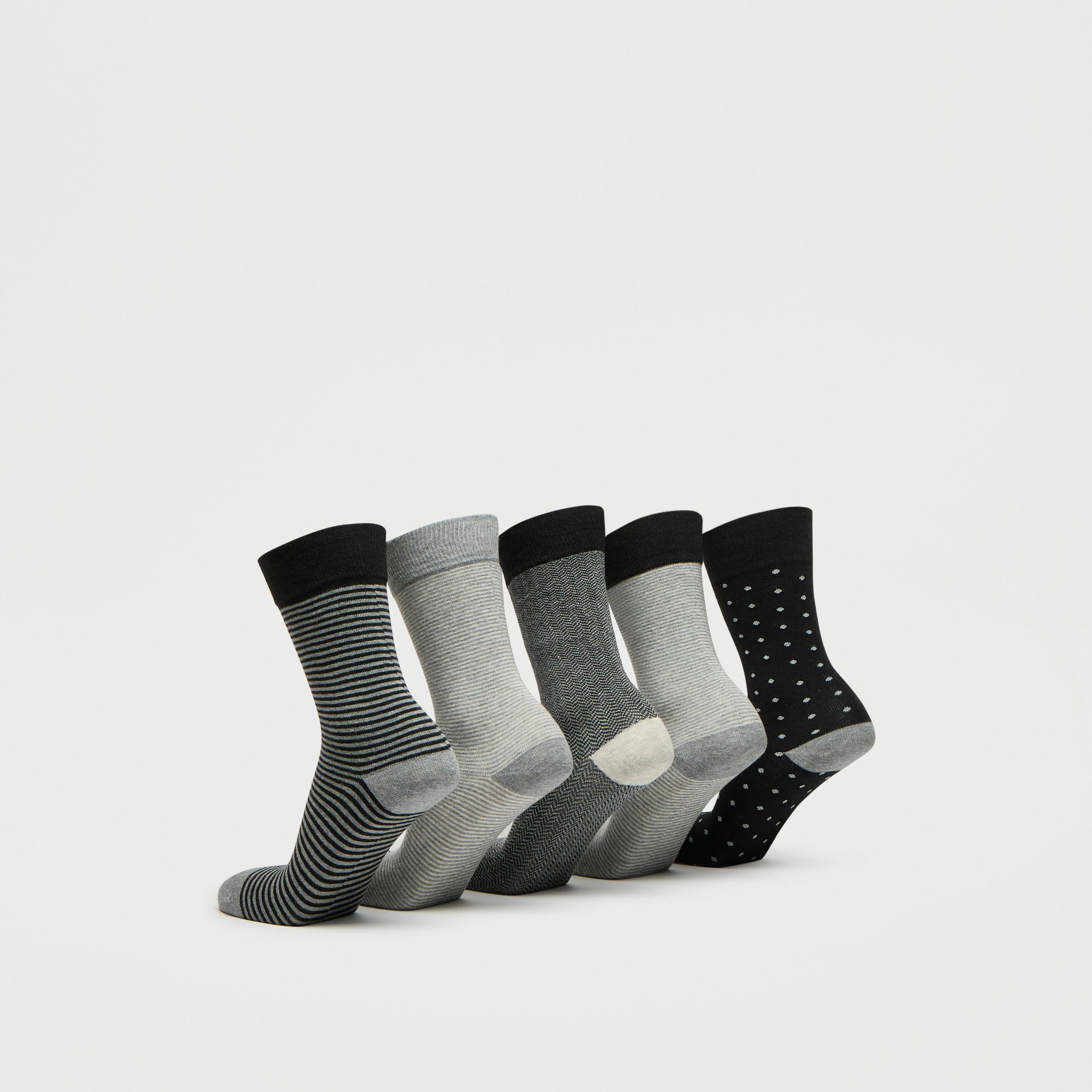 طقم جوارب متنوّعة 5 أزواج بطول ربلة الساق-men-socks-image-3