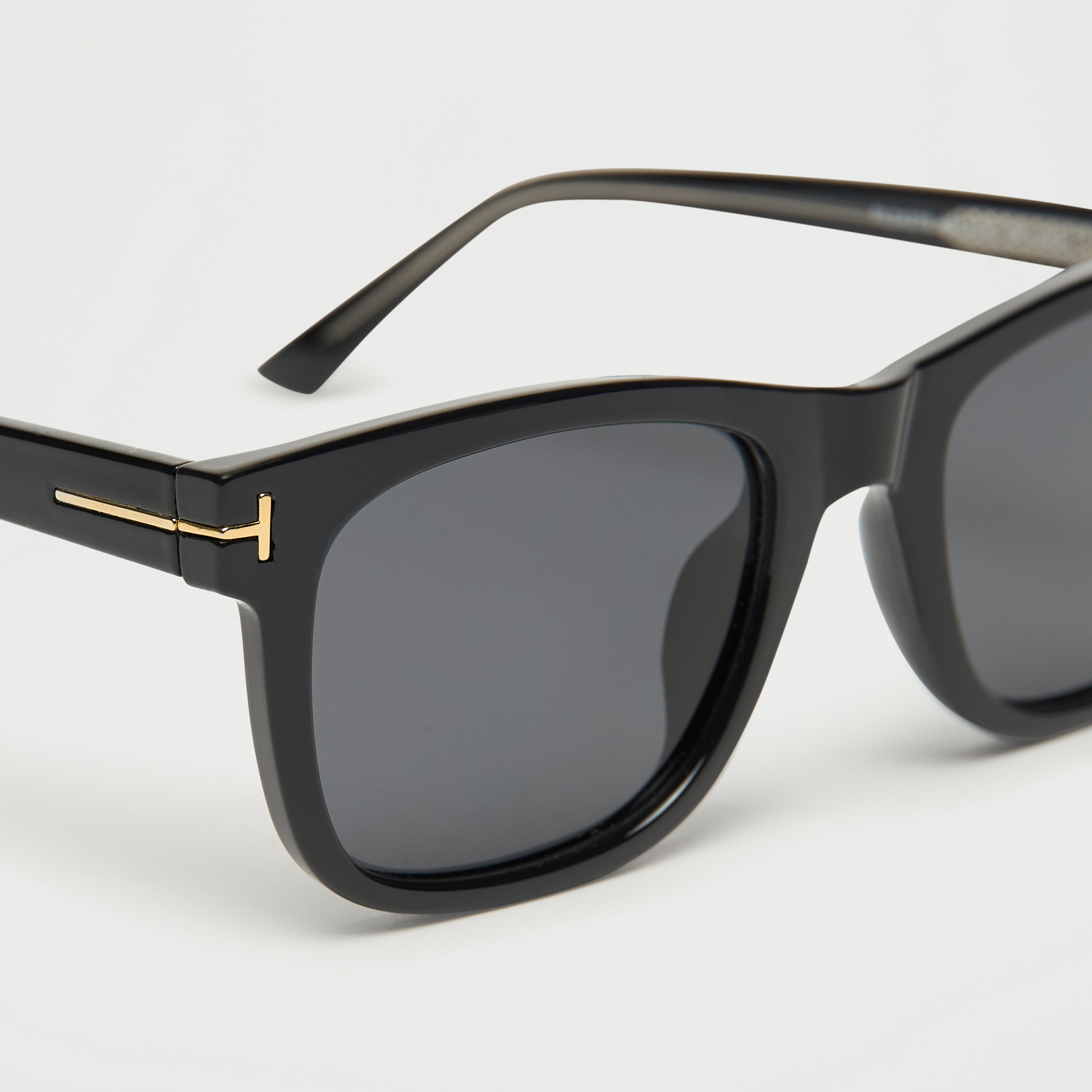 نظارة شمسية بإطار كامل وعدسات ملوّنة-men-sunglasses-image-4