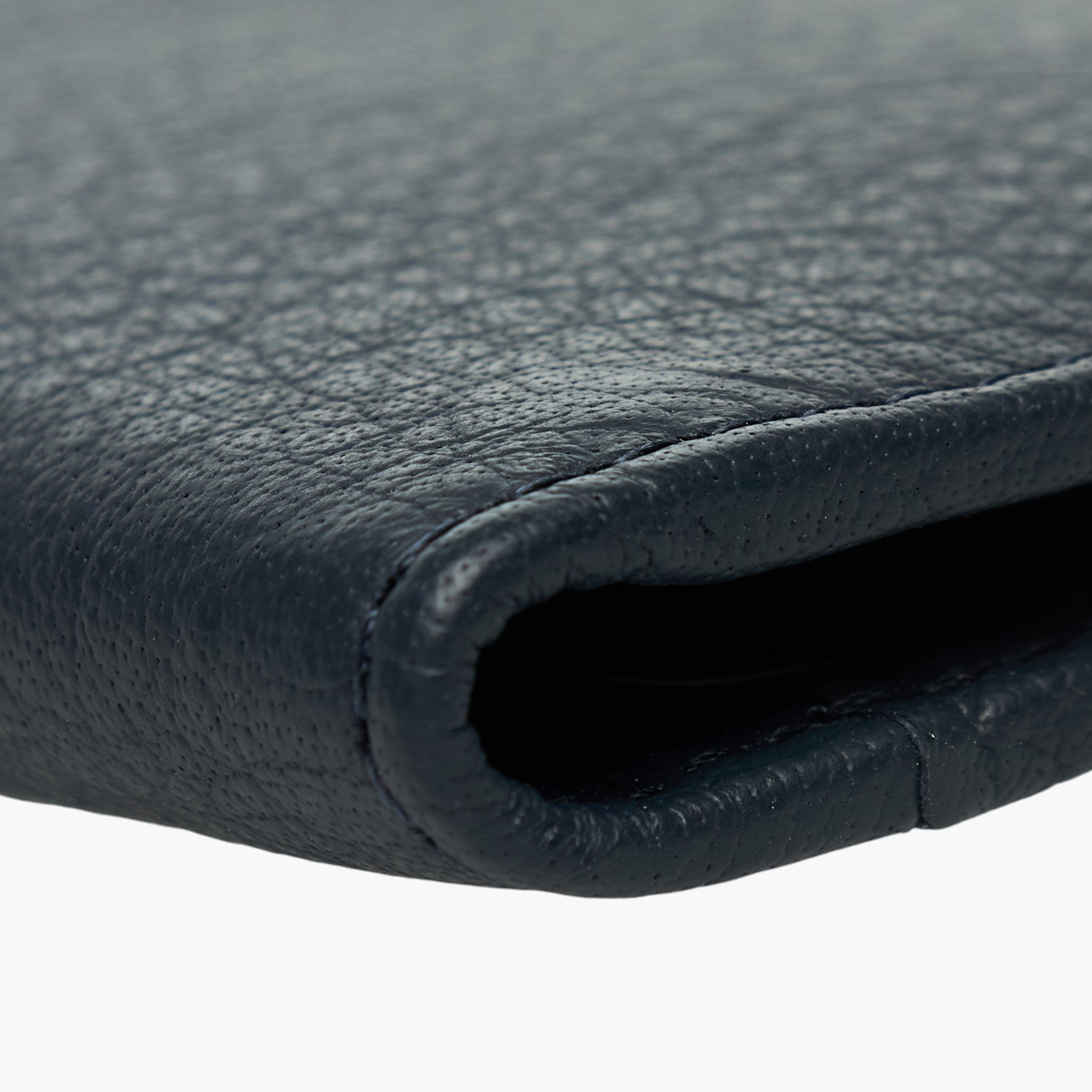 محفظة جلد بارزة الملمس بطيّة ثنائية-men-beltsandwallets-wallets-image-2