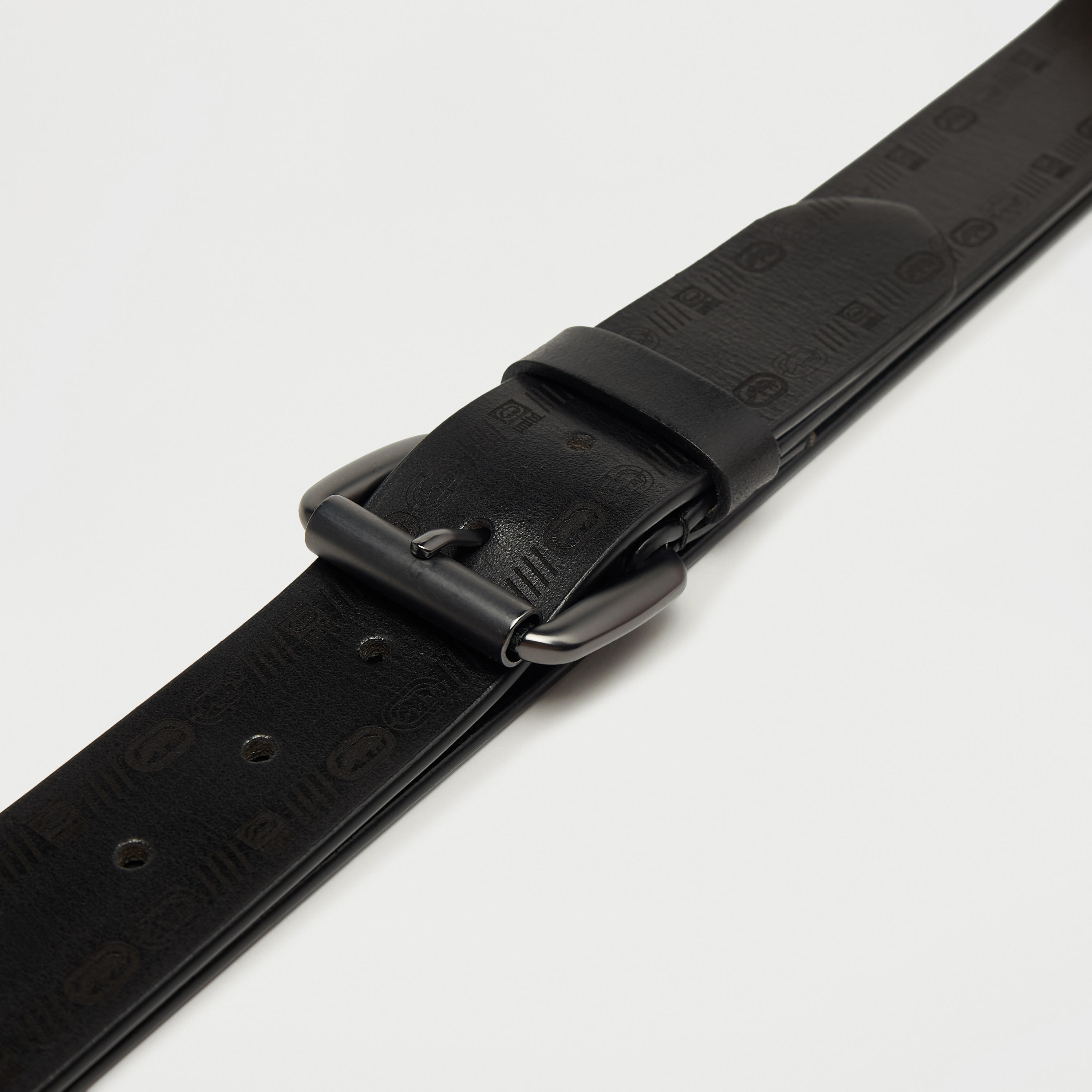 حزام جلد بارز الملمس بإبزيم إغلاق بدبوس من إيكو-men-beltsandwallets-belts-image-3
