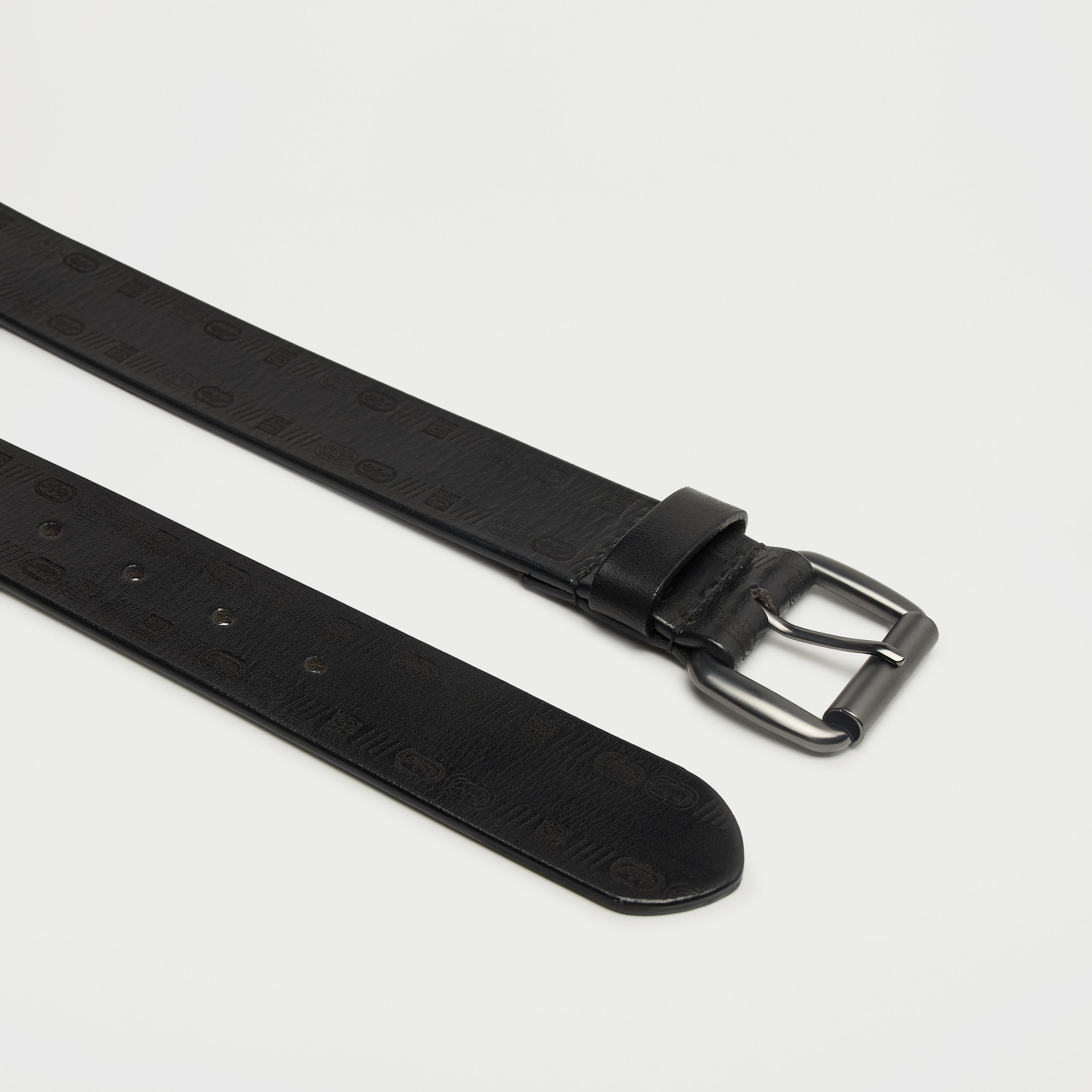 حزام جلد بارز الملمس بإبزيم إغلاق بدبوس من إيكو-men-beltsandwallets-belts-image-1