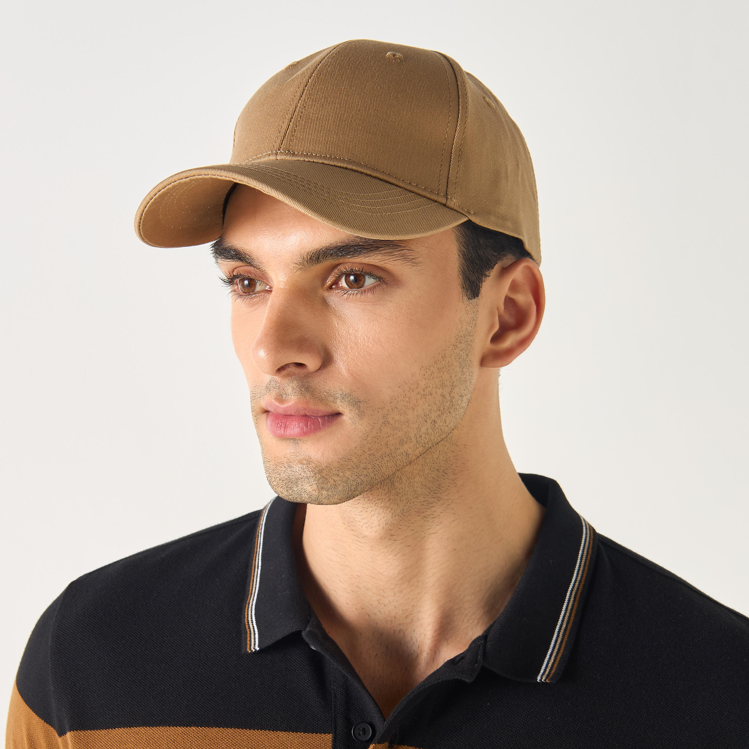 كاب مطرز بحزام إغلاق بإبزيم-men-caps-image-4