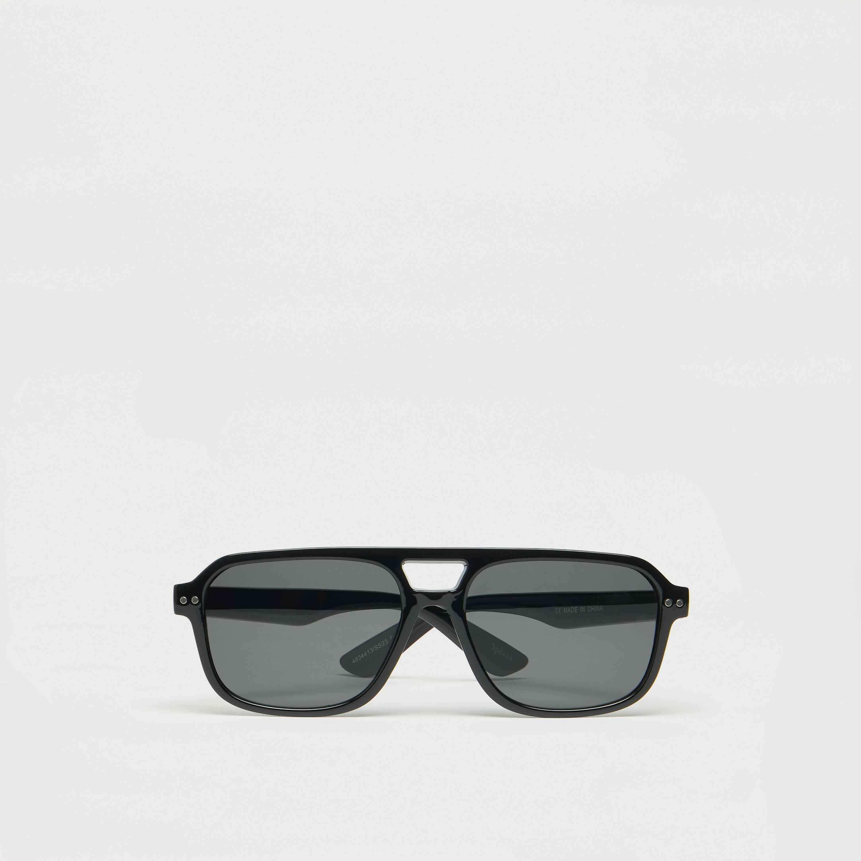 نظارة شمسية بإطار كامل وعدسات ملونة-men-sunglasses-image-1