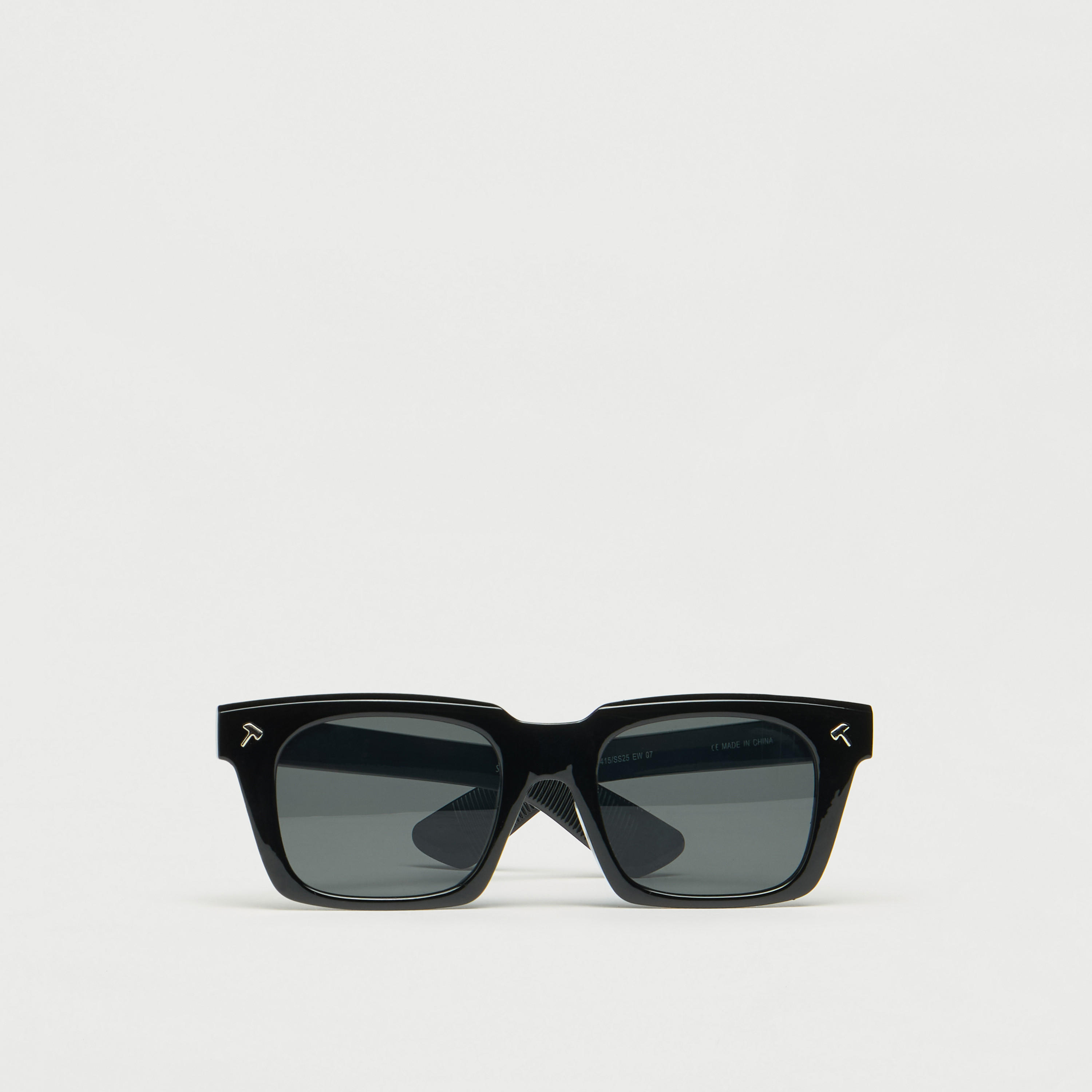 نظارة شمسية بإطار كامل وعدسات ملونة-men-sunglasses-image-1