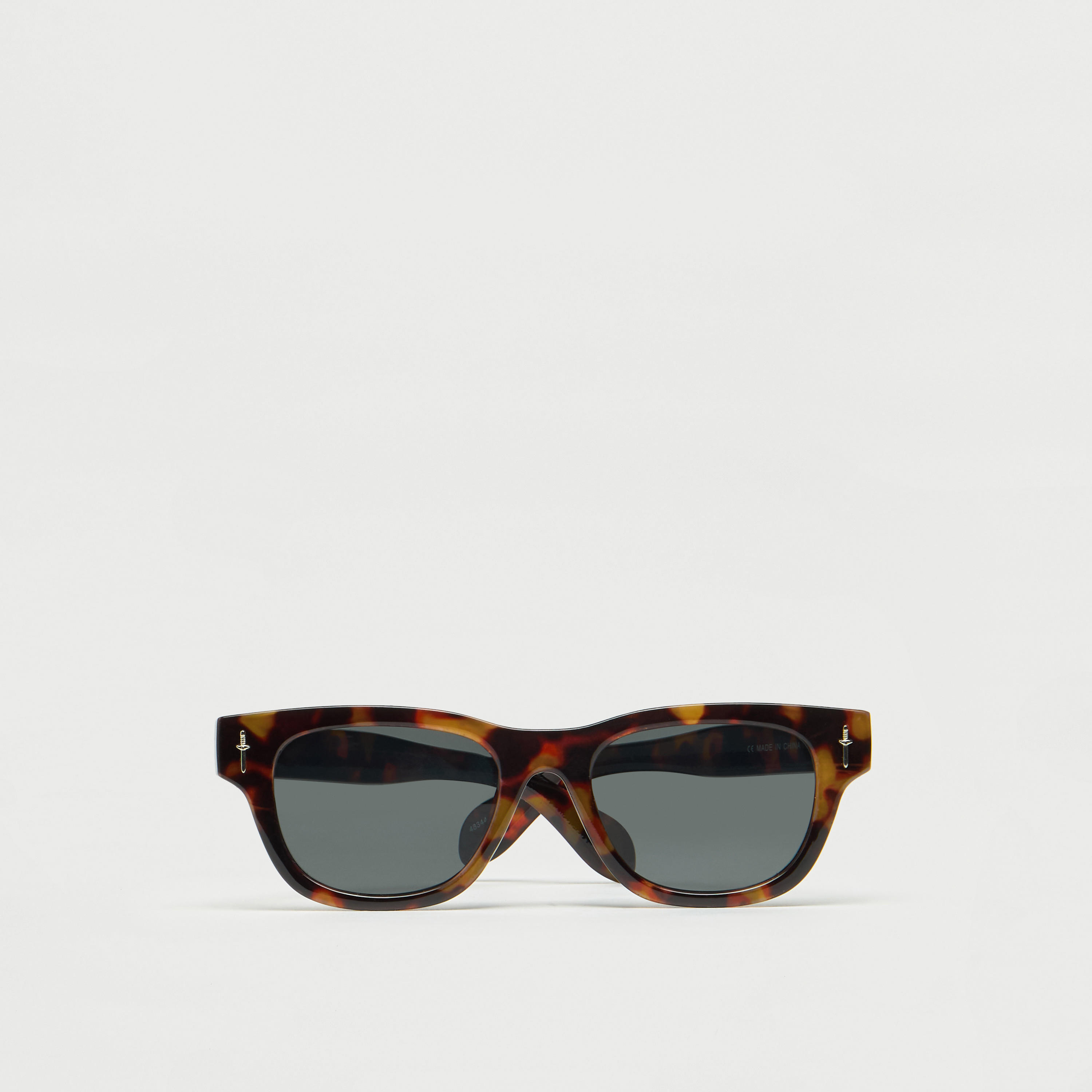 نظارة شمسية بإطار كامل وعدسات ملونة وطبعات-men-sunglasses-image-4