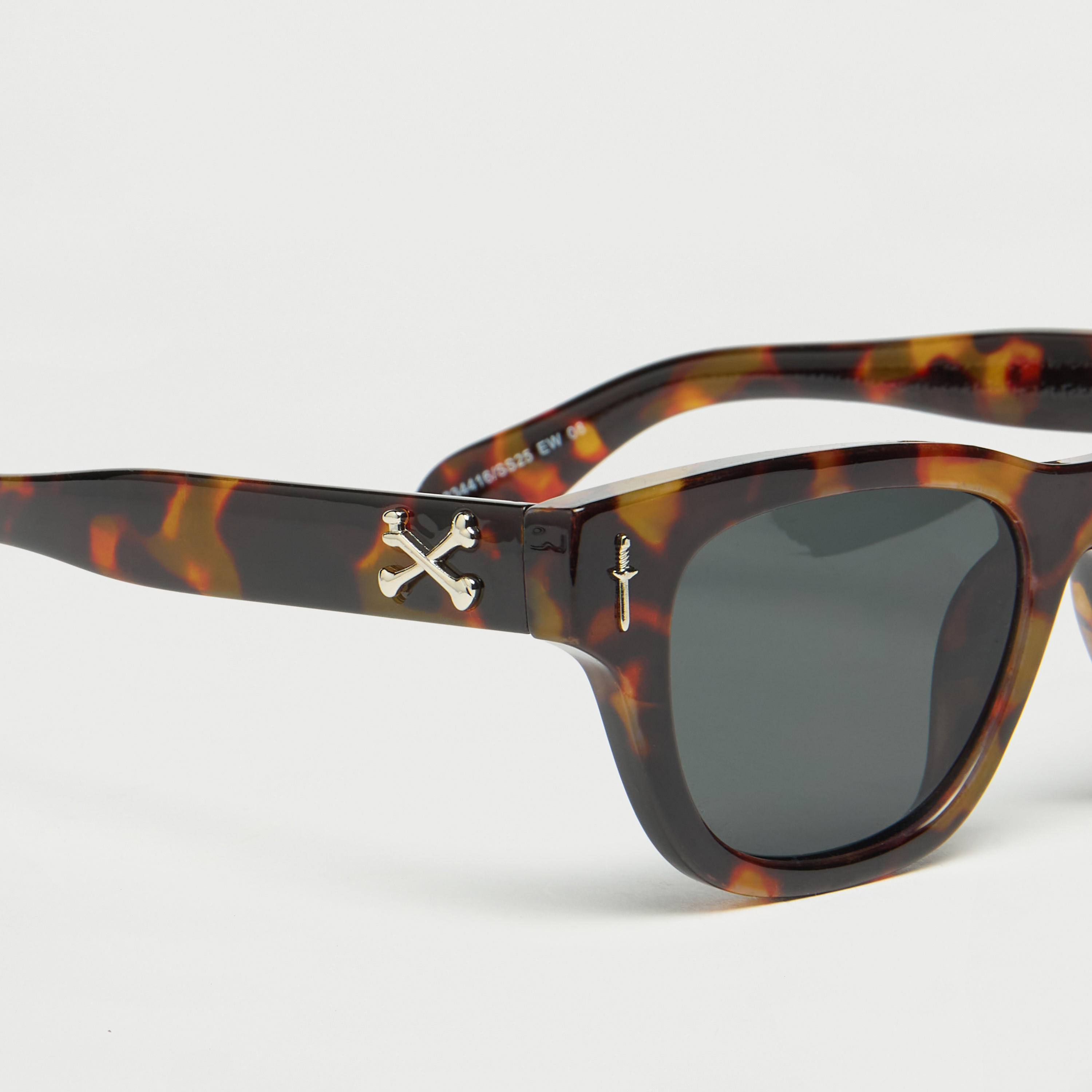 نظارة شمسية بإطار كامل وعدسات ملونة وطبعات-men-sunglasses-image-1