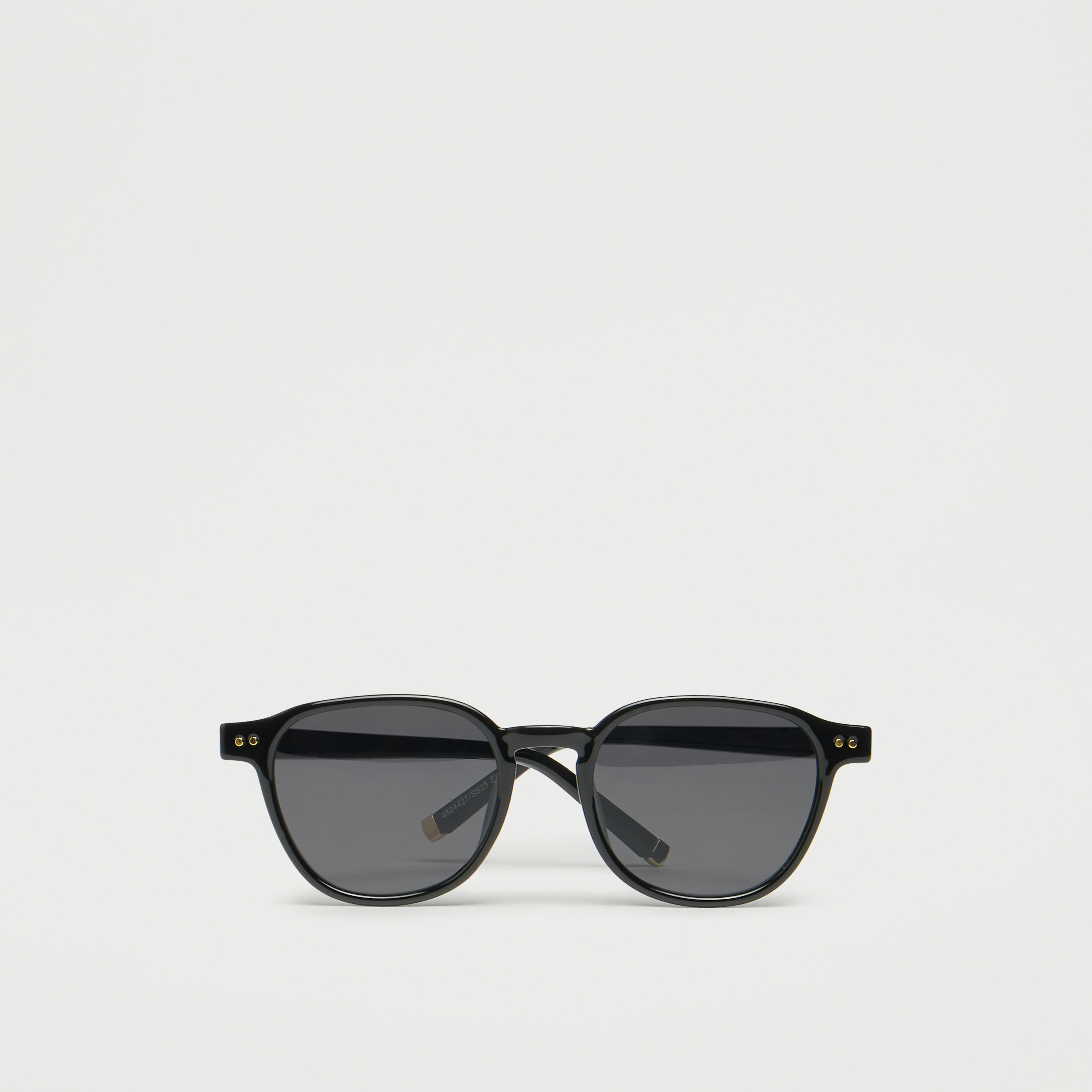 نظارة شمسية بإطار كامل وعدسات ملونة-men-sunglasses-image-1