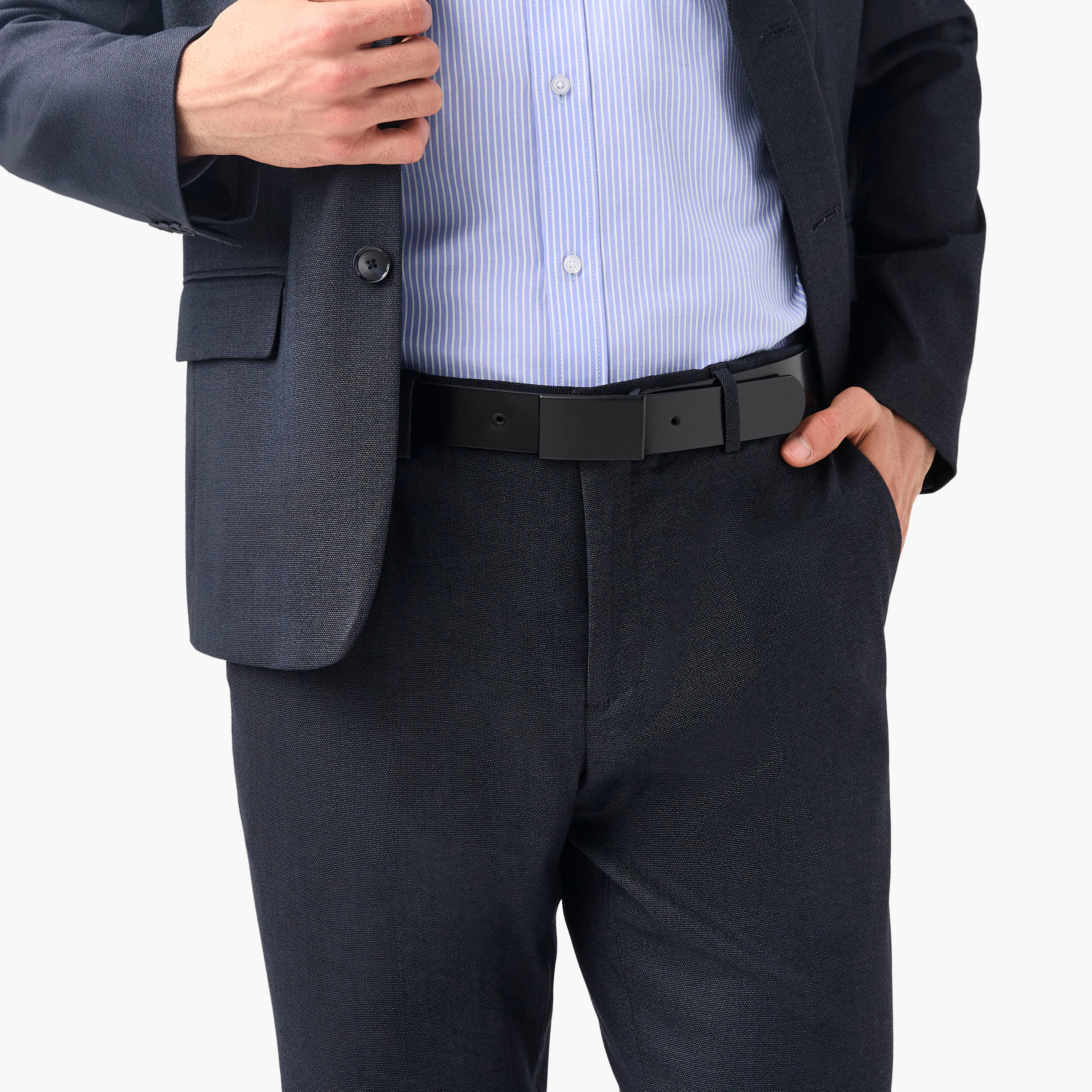 حزام جلد بإبزيم إغلاق-men-beltsandwallets-belts-image-5