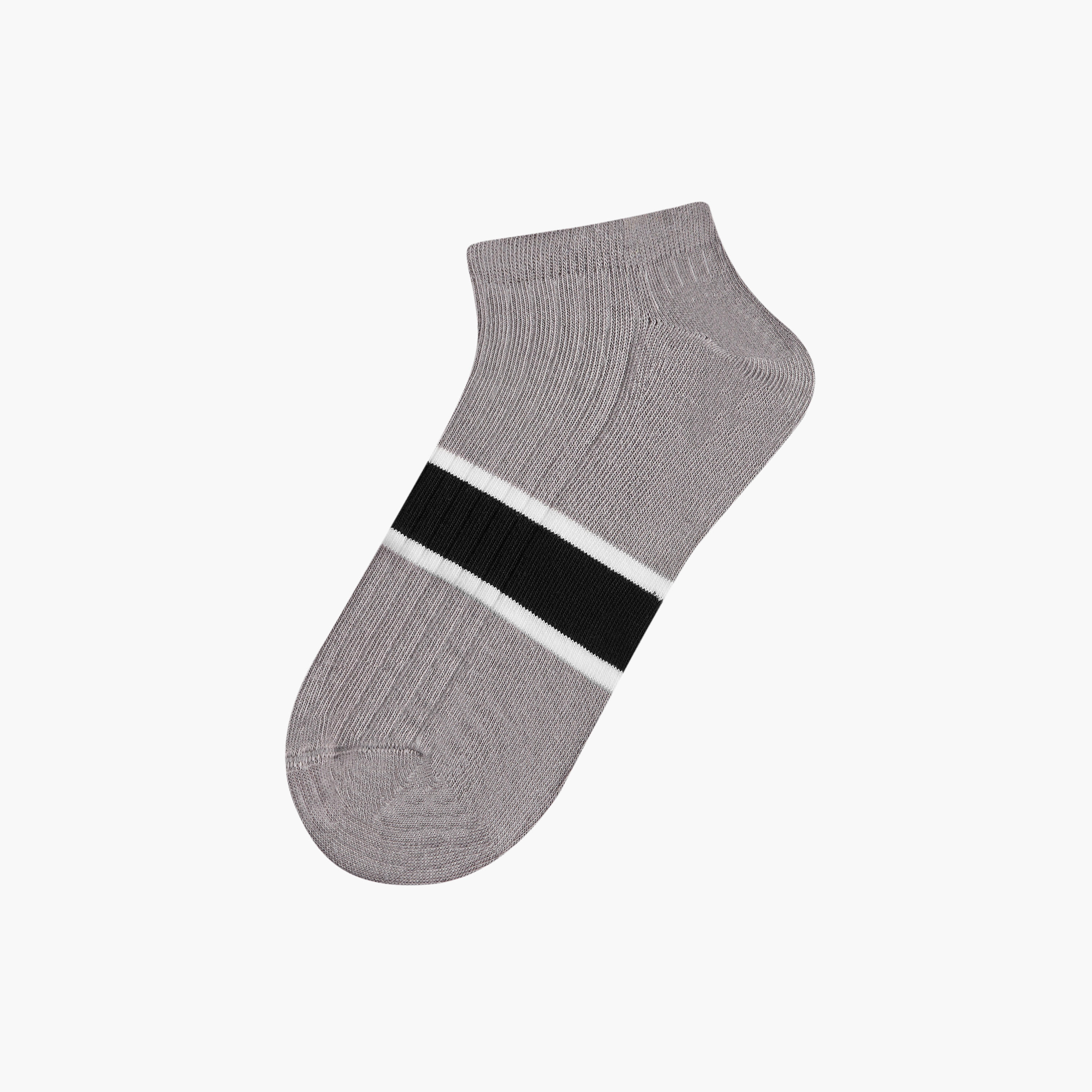 طقم جوارب طول الكاحل 3 أزواج بطبعات-men-socks-image-2