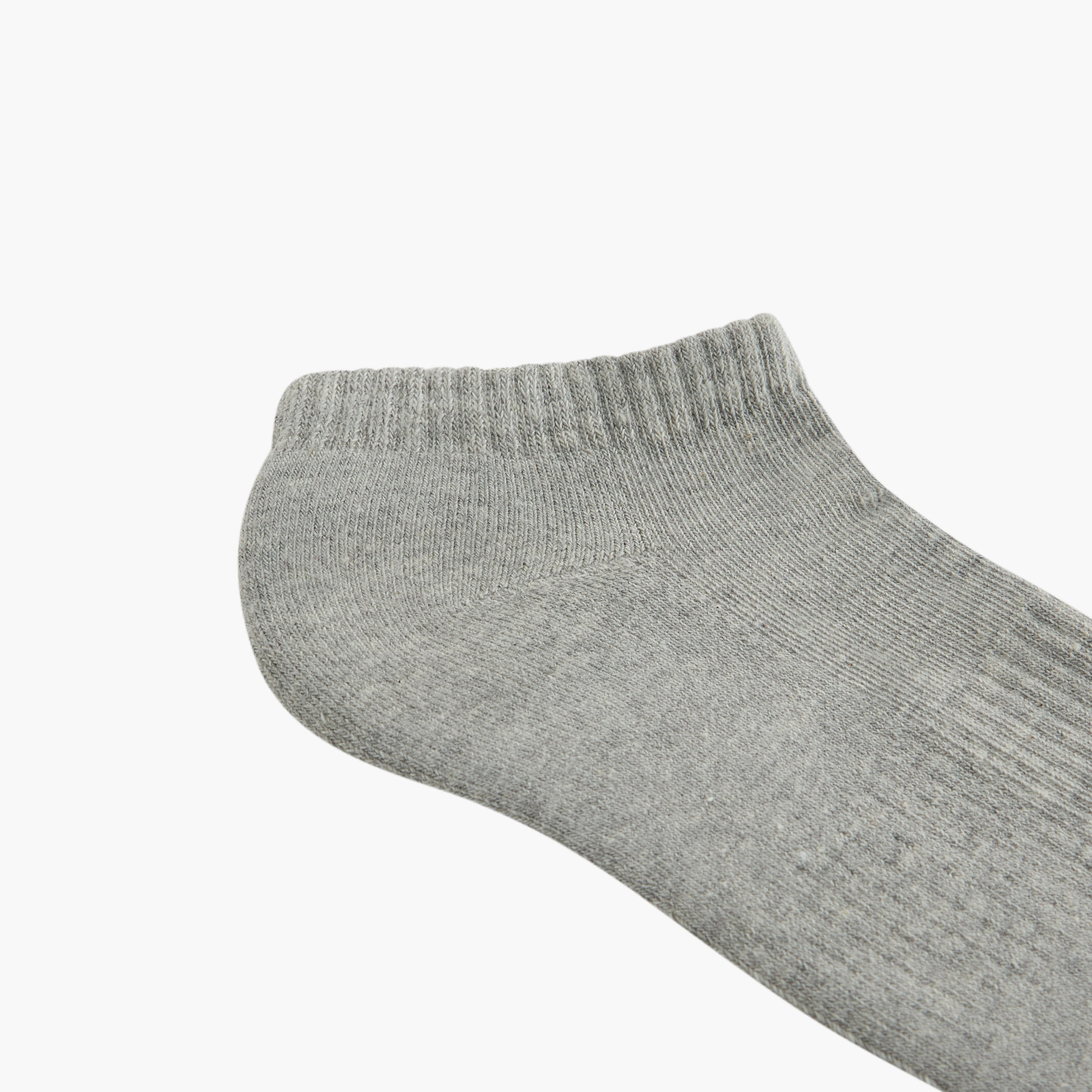 طقم جوارب 3 أزواج بارزة الملمس بطول الكاحل-men-socks-image-1