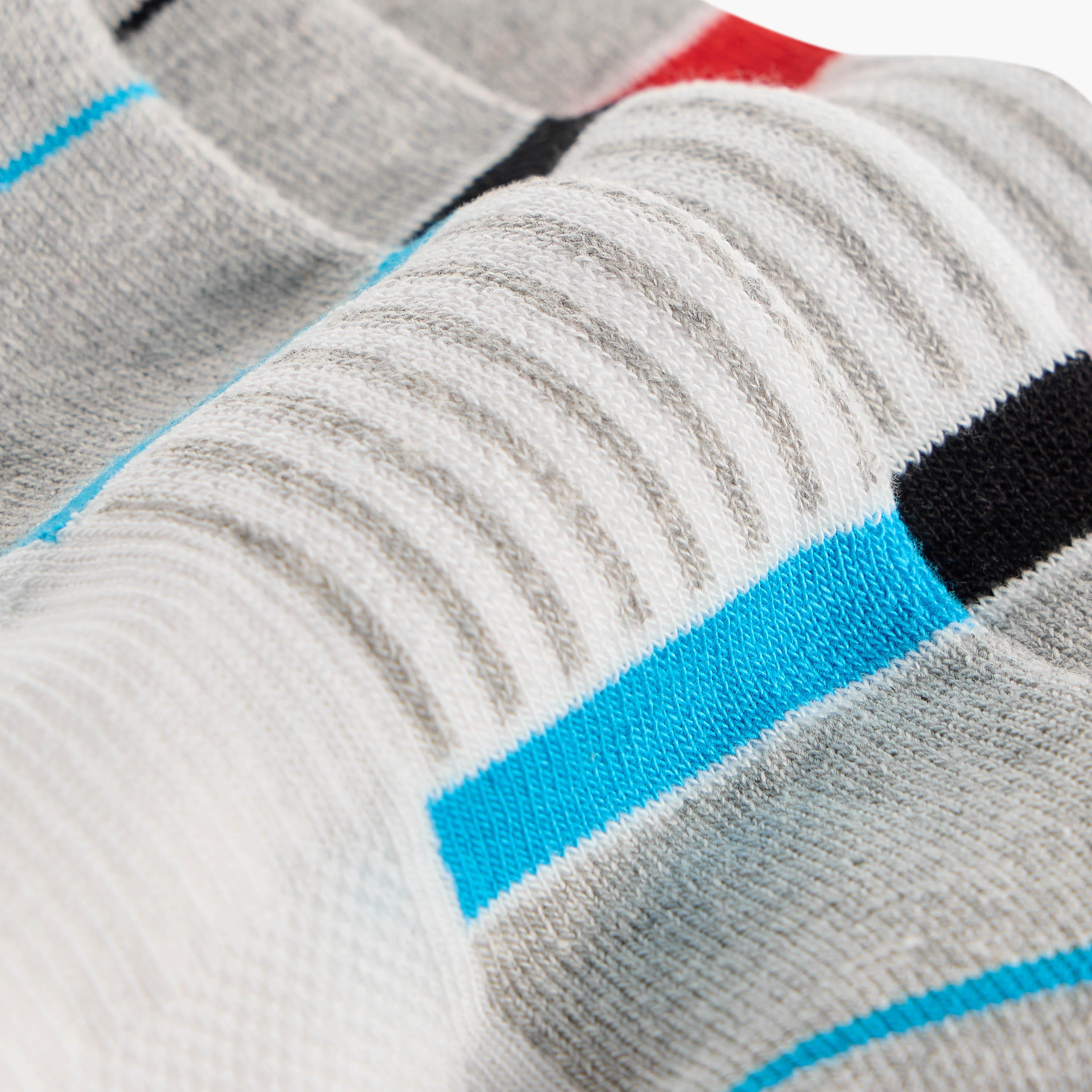 طقم جوارب طول الكاحل 3 أزواج بطبعات-men-socks-image-2