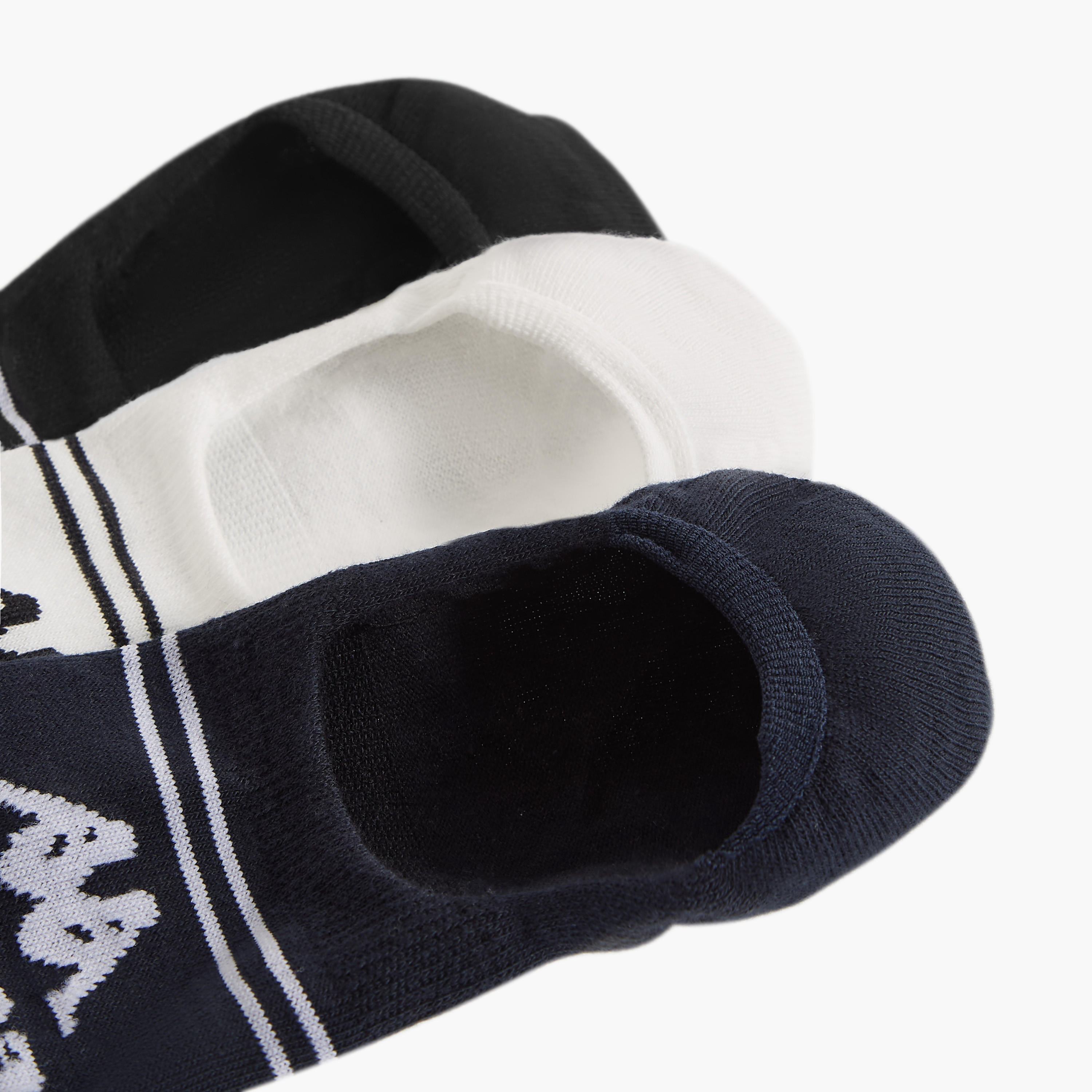طقم جوارب غير مرئية 3 أزواج بطبعات شعار من كابا-men-socks-image-3