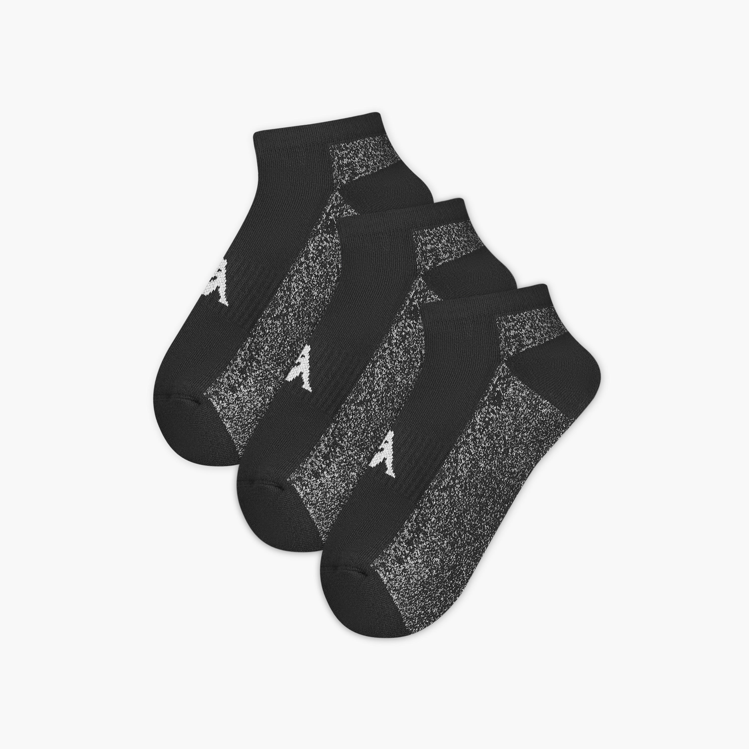 طقم جوارب 3 أزواج بطول الكاحل وطبعات شعار من كابا-men-socks-image-1