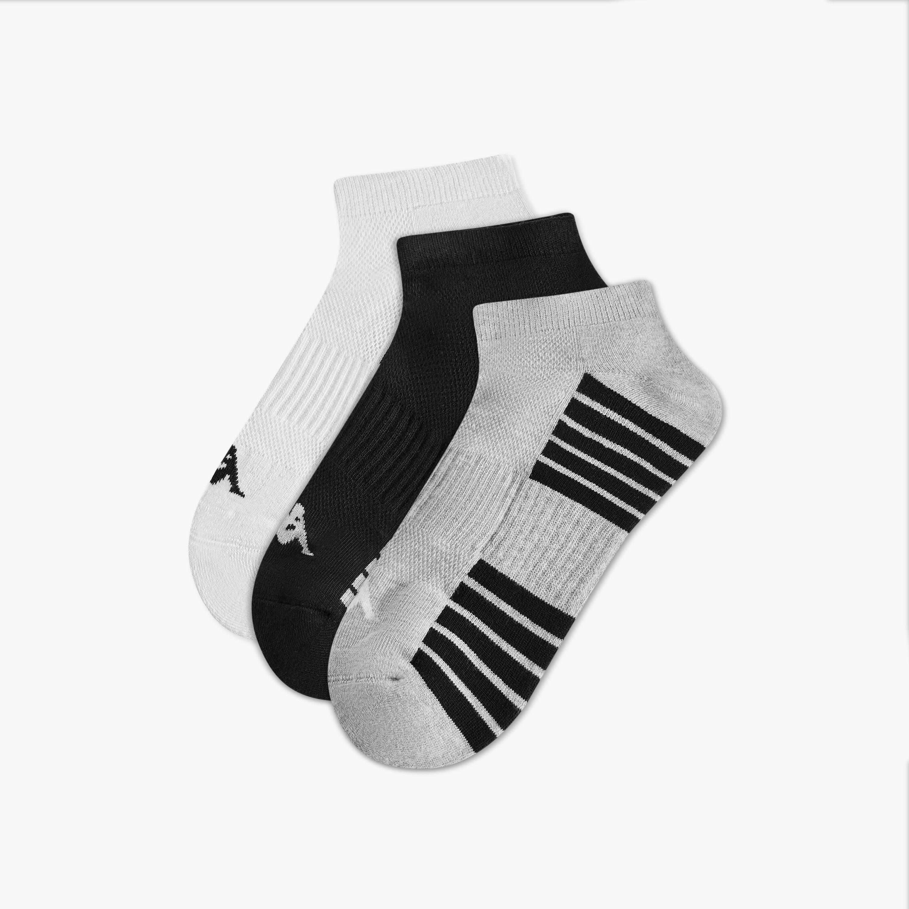 طقم جوارب رياضية 3 أزواج بطبعات شعار من كابا-men-socks-image-1