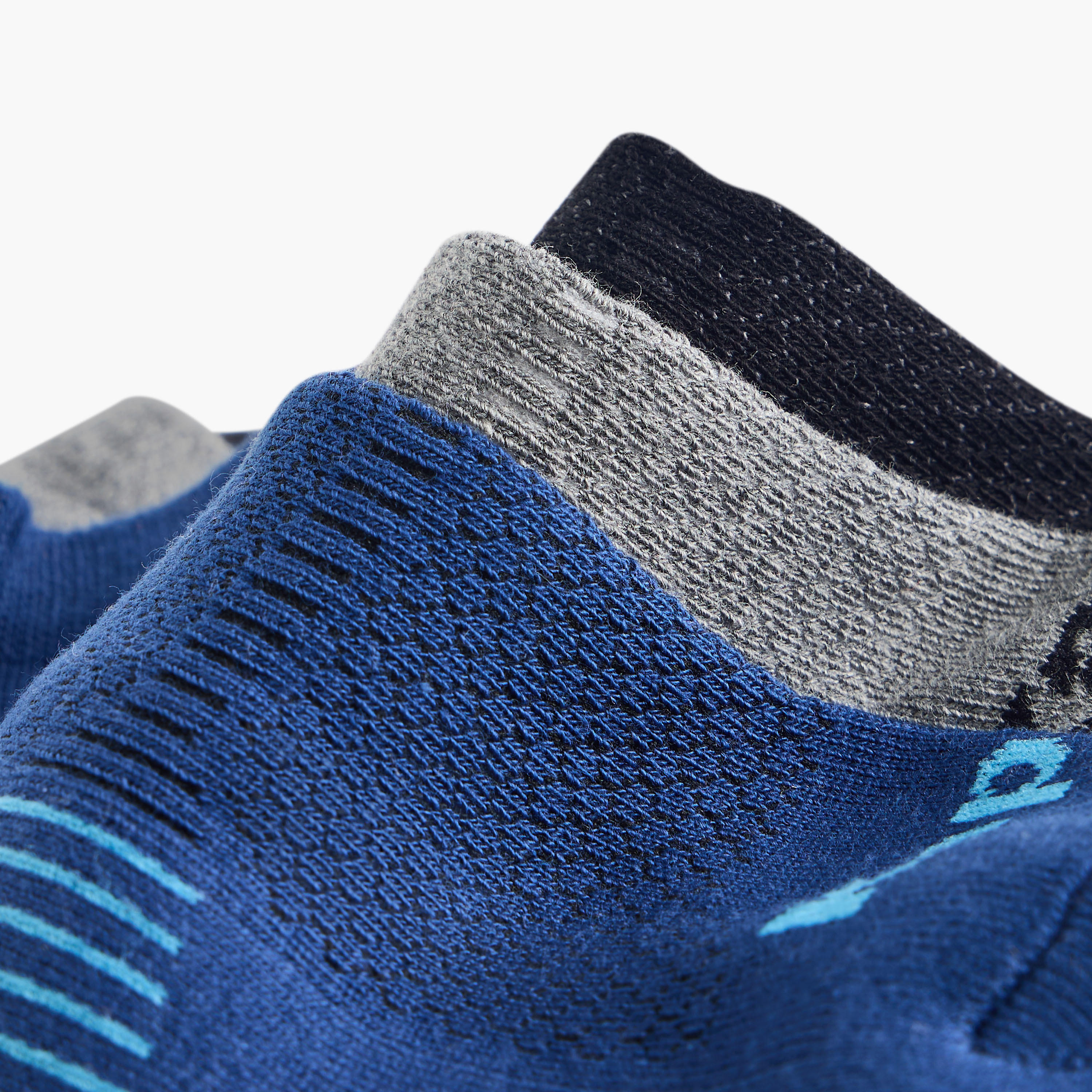 طقم جوارب 3 أزواج نصف تيري بطول الكاحل وطبعات-men-socks-image-4