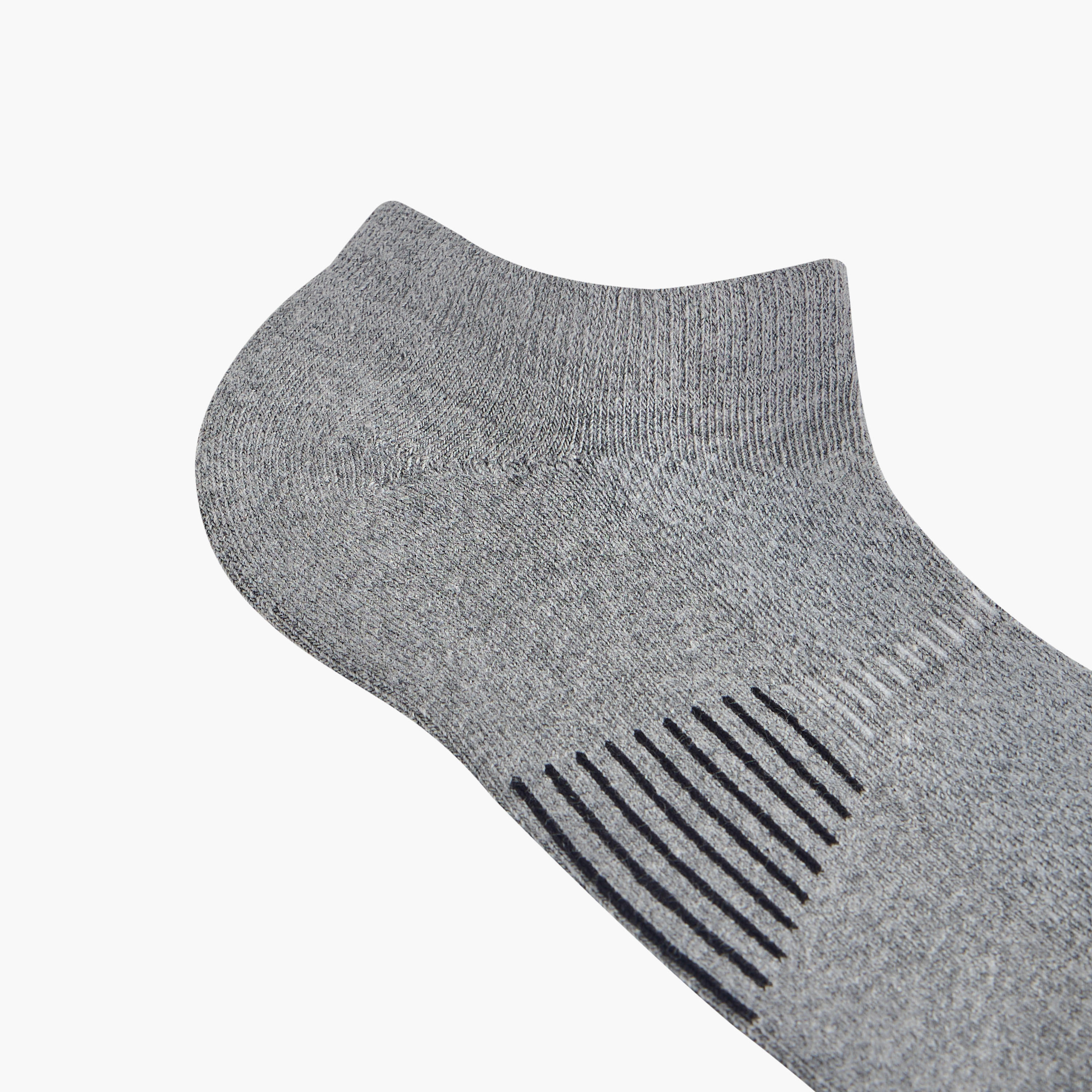 طقم جوارب 3 أزواج نصف تيري بطول الكاحل وطبعات-men-socks-image-5