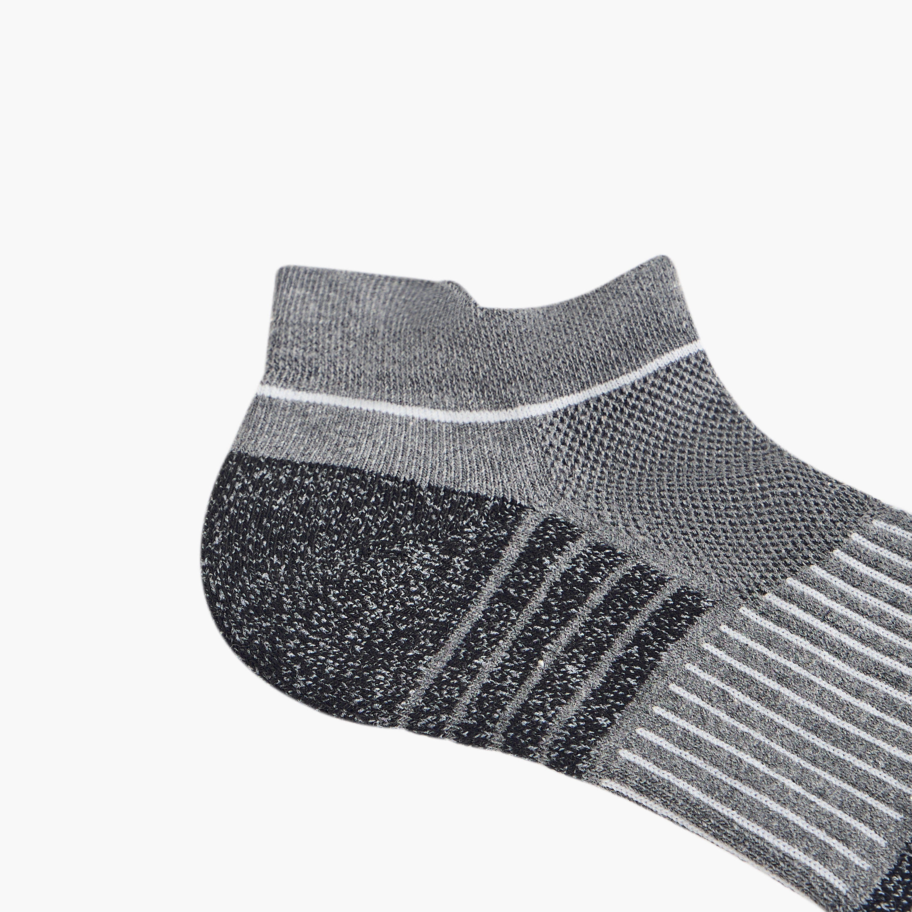 طقم جوارب 3 أزواج نصف تيري بطبعات وطول الكاحل-men-socks-image-5