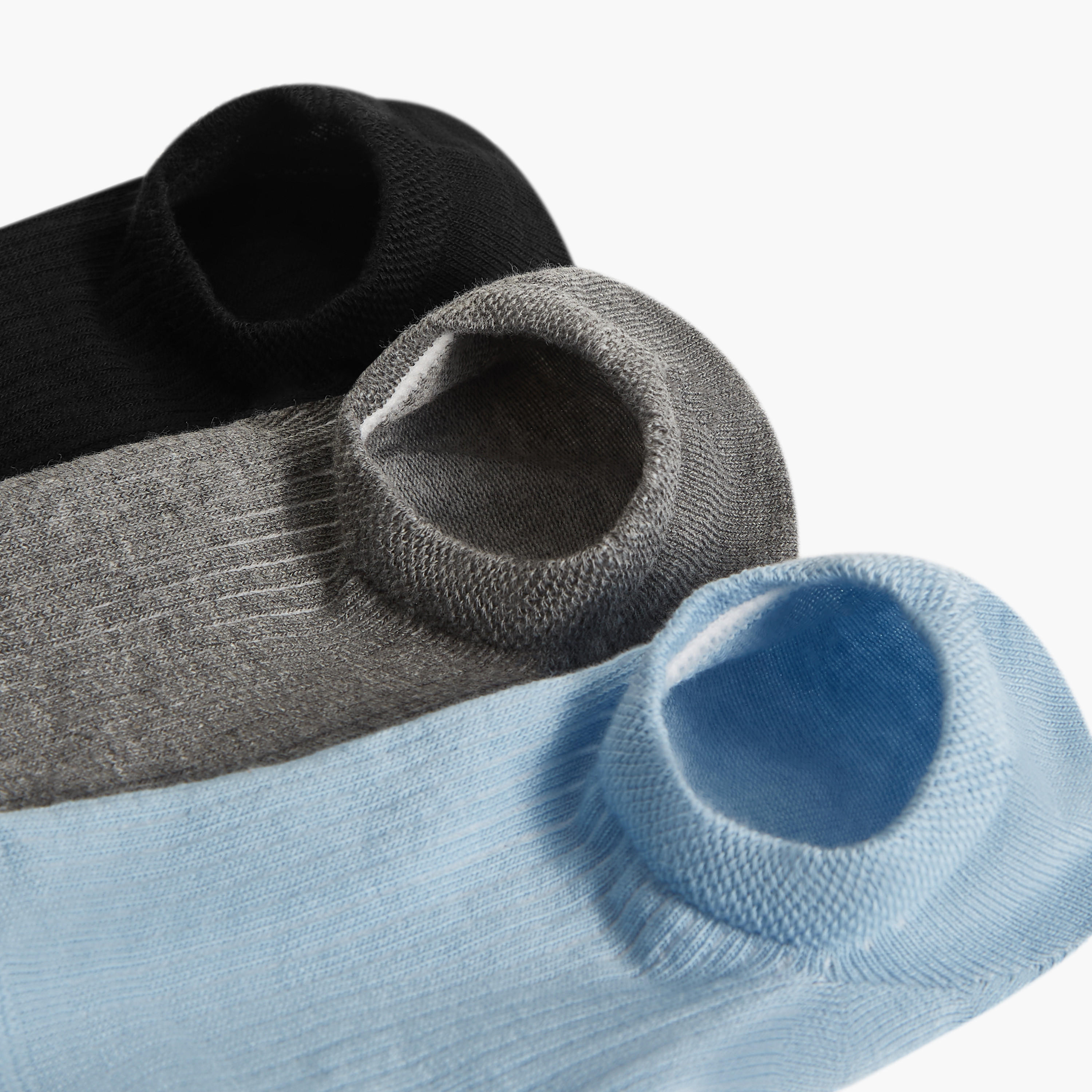 طقم جوارب 3 أزواج بارزة الملمس غر مرئية وغير وبرية-men-socks-image-3