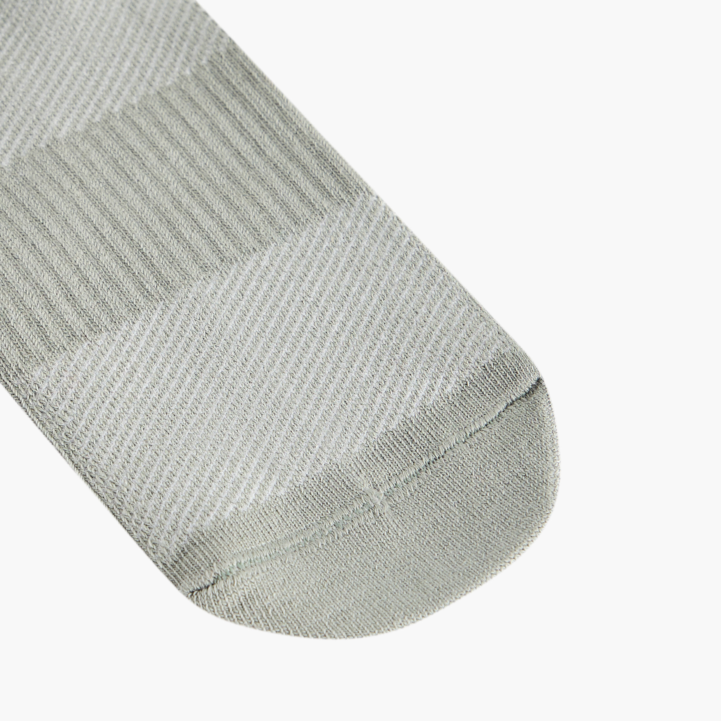 طقم جوارب 3 أزواج غير وبرية بارزة الملمس بطول الكاحل-men-socks-image-3