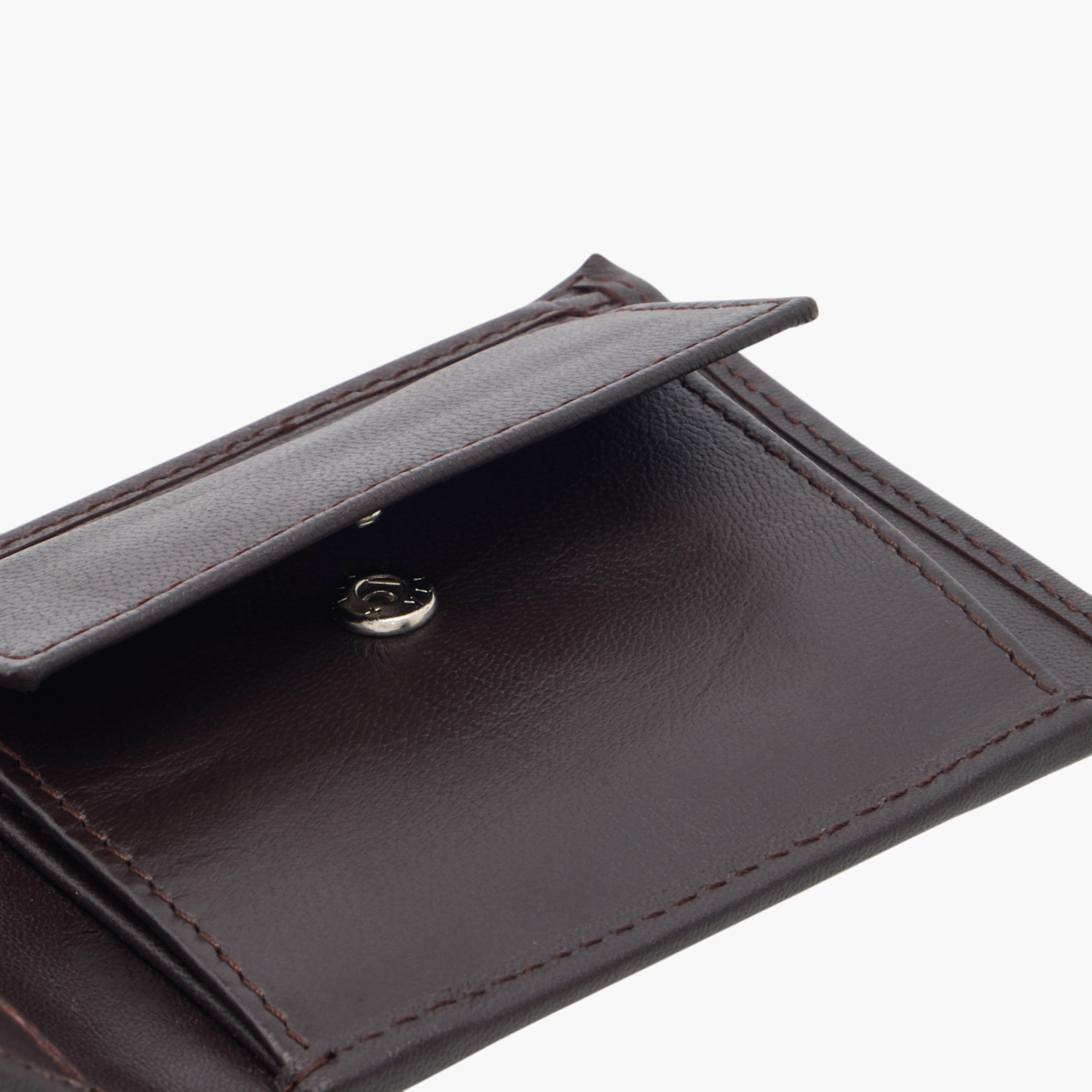 محفظة جلد بقوالب ملونة وطية ثنائية-men-beltsandwallets-wallets-image-1
