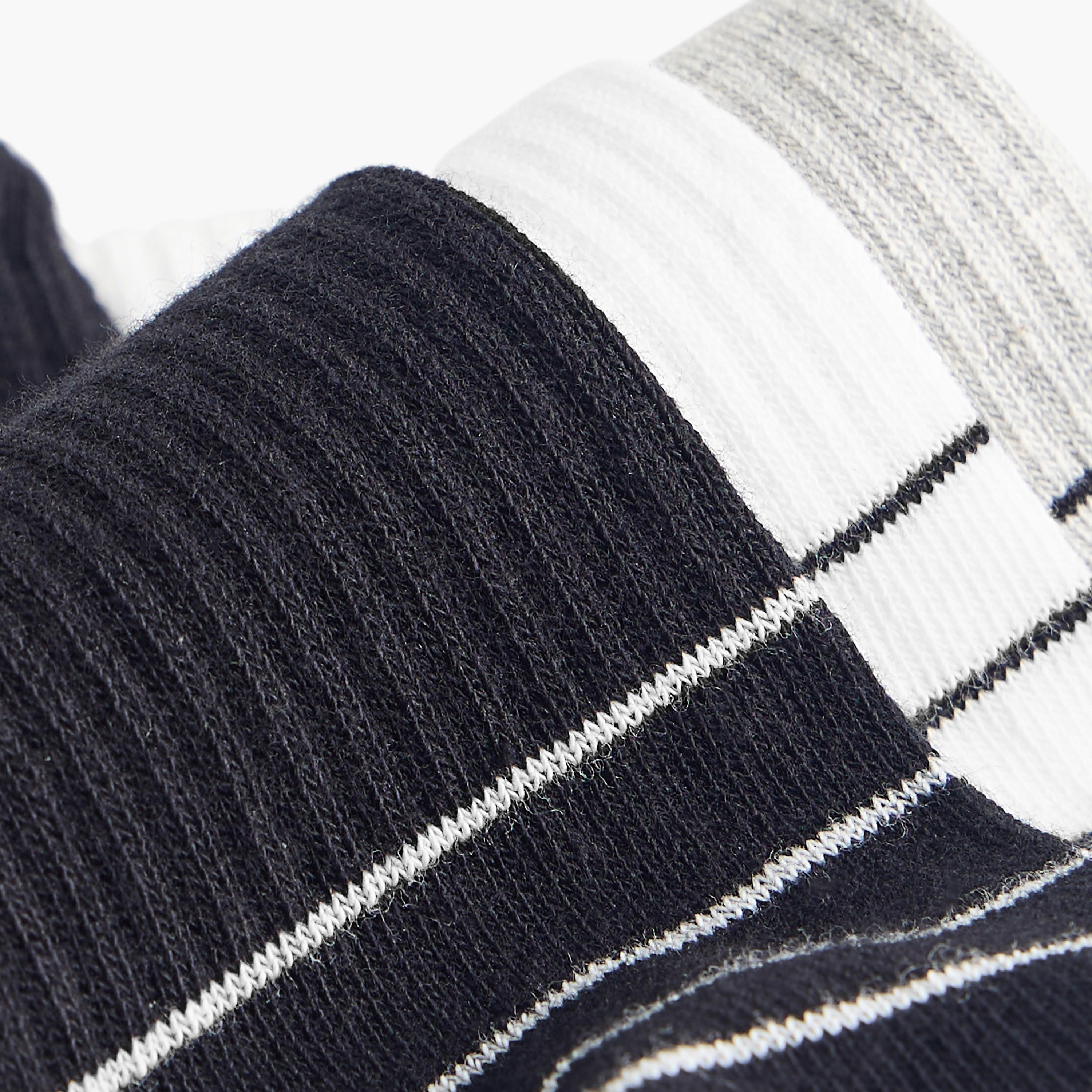 طقم جوارب 3 أزواج مخططة بطول الكاحل-men-socks-image-4