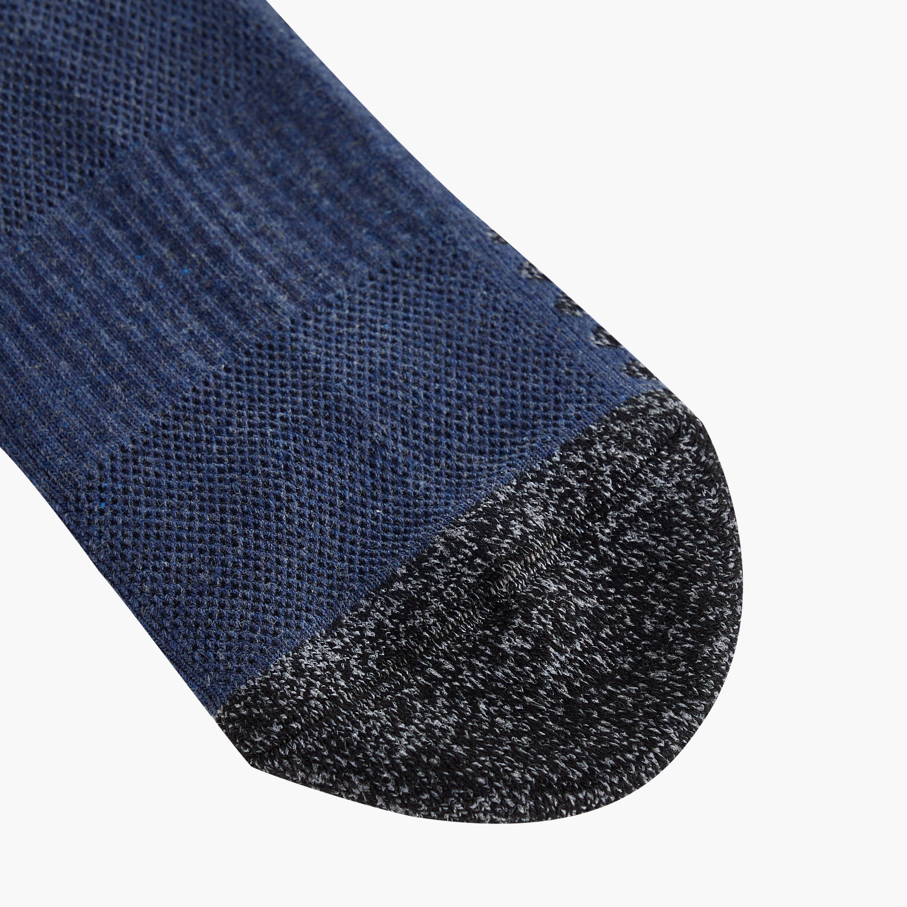 طقم جوارب 5 أزواج بطول الكاحل وطبعات-men-socks-image-3