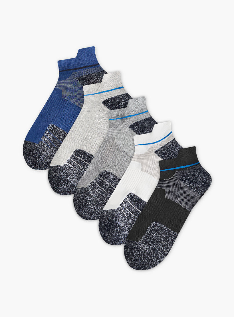 طقم جوارب نصف تيري 5 أزواج بطول الكاحل وطبعات-men-socks-image-1