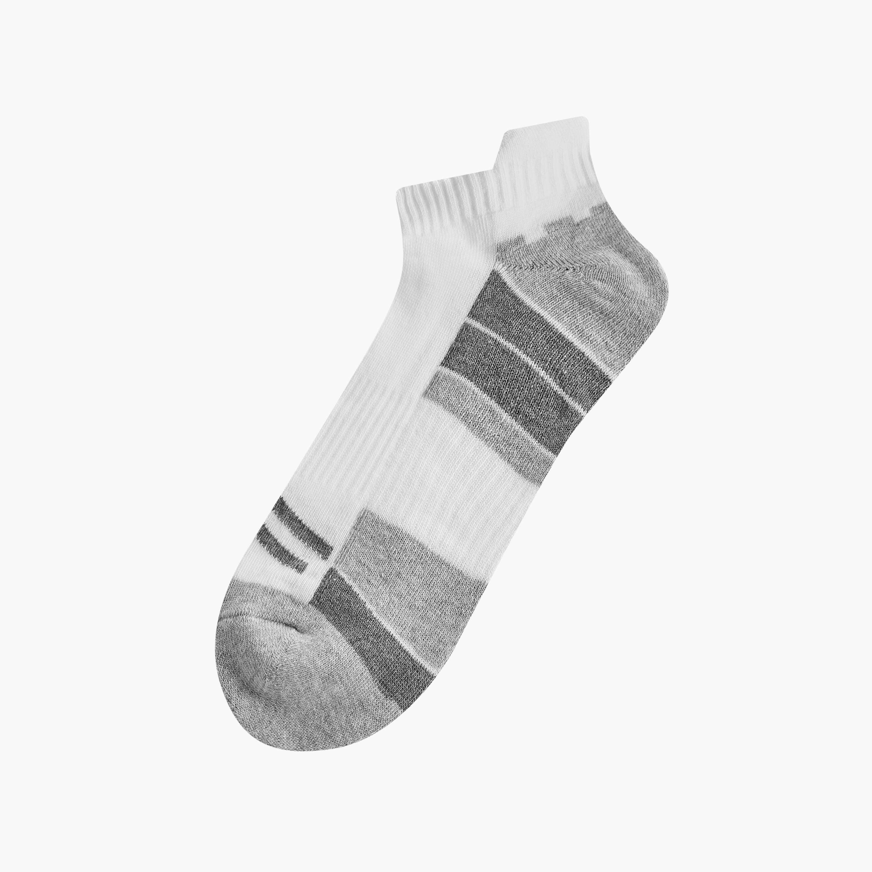 طقم جوارب 3 أزواج بارزة الملمس بطول الكاحل-men-socks-image-2