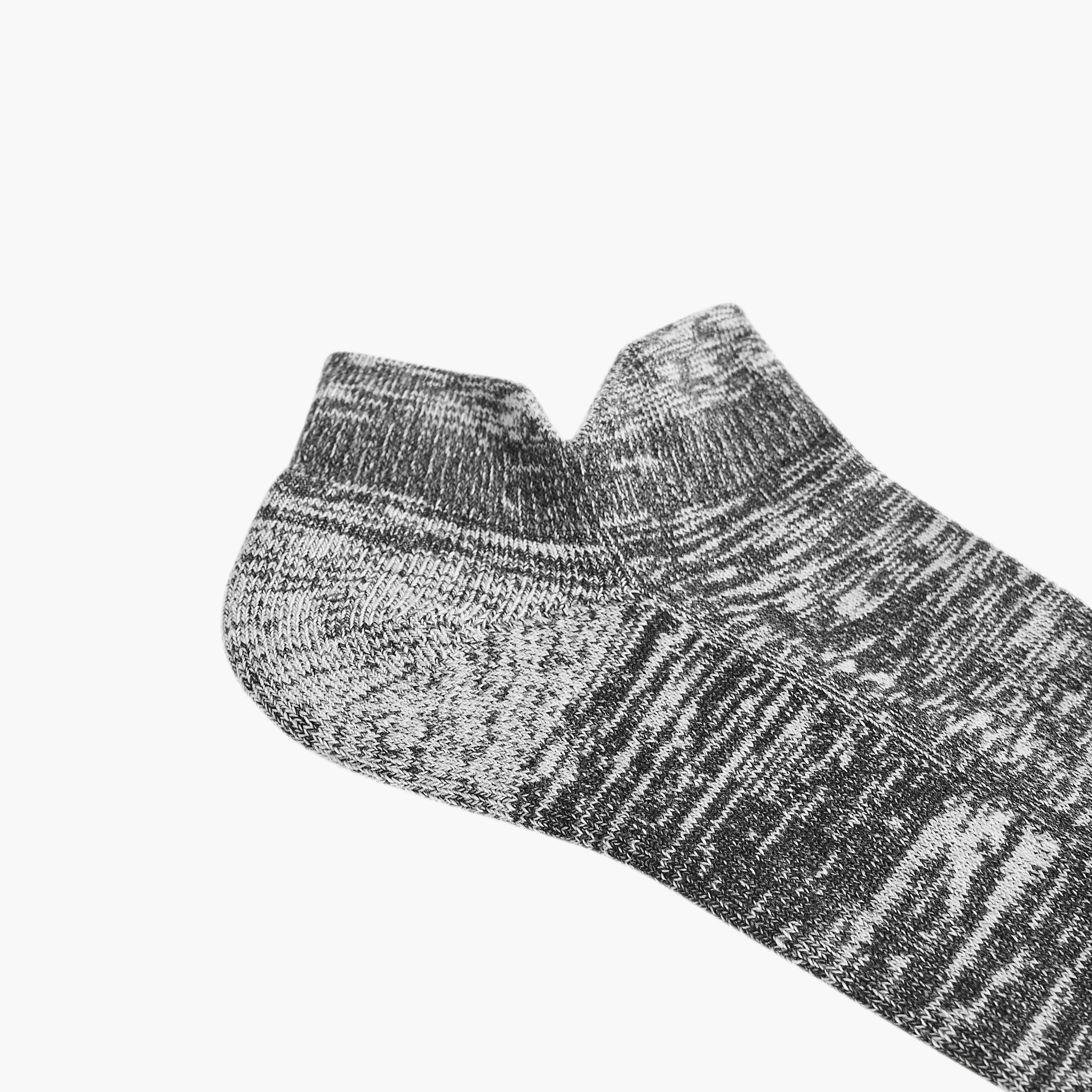 طقم جوارب 3 أزواج نصف تيري بطول الكاحل وطبعات-men-socks-image-5