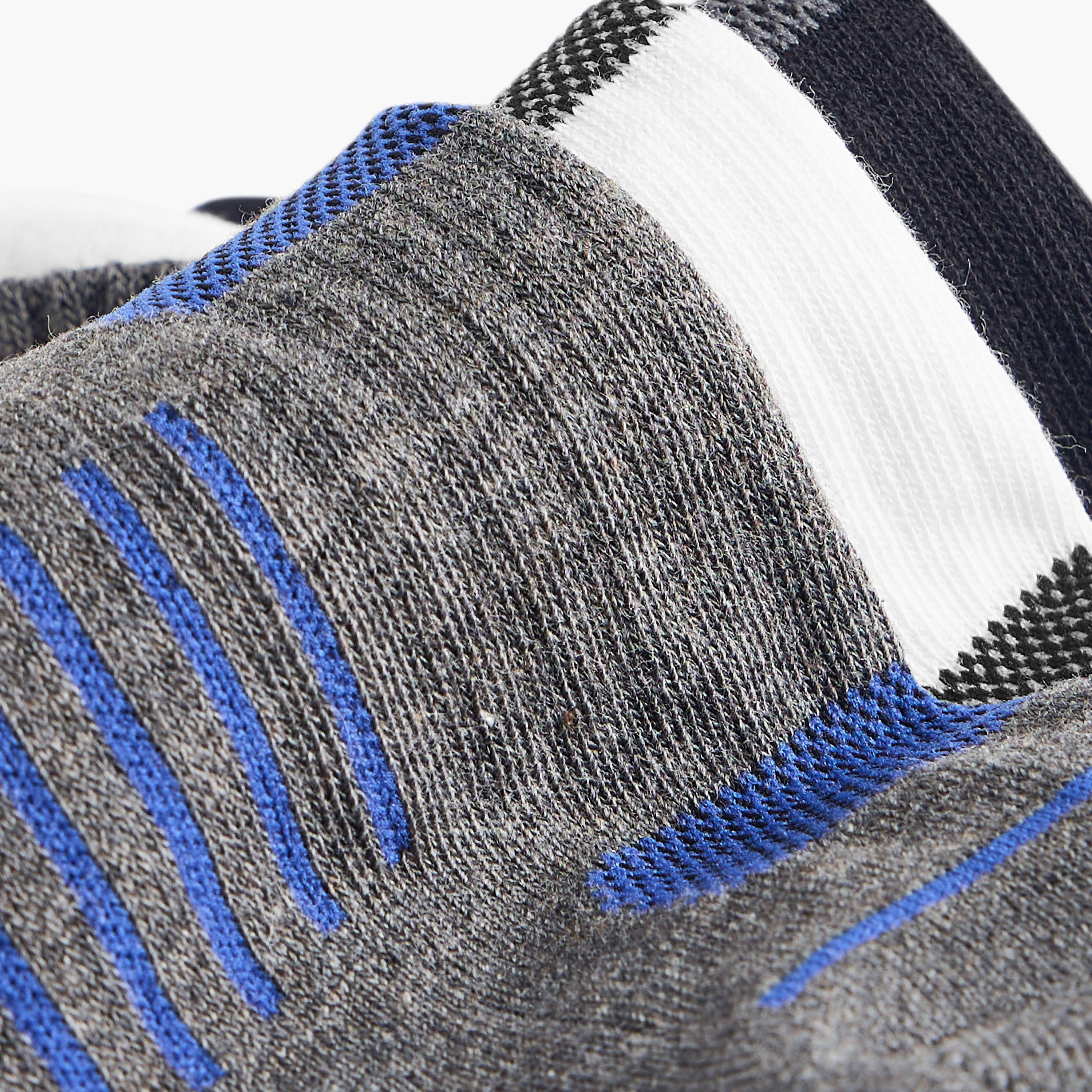 طقم جوارب 3 أزواج نصف تيري بطول الكاحل وطبعات-men-socks-image-4