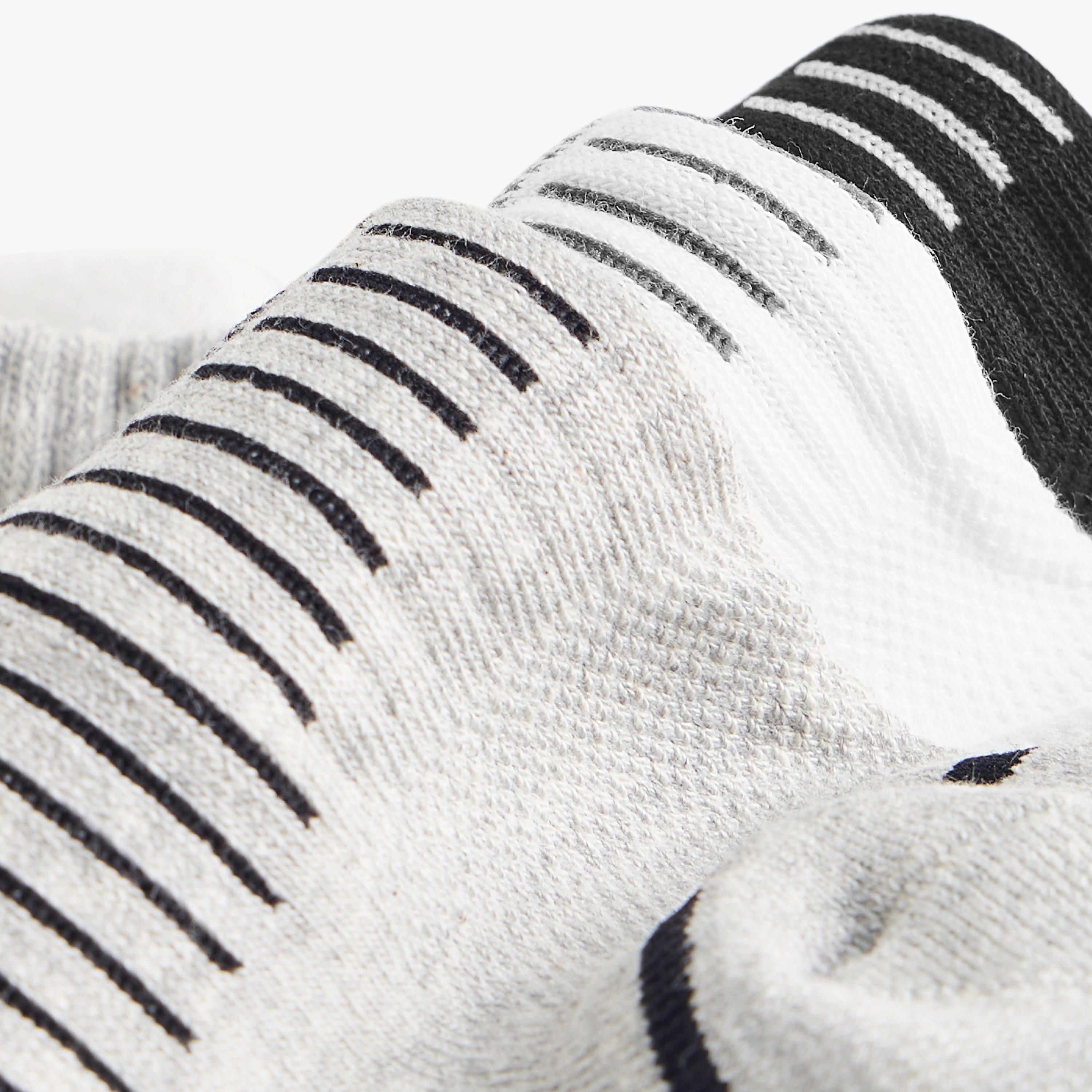 طقم جوارب 3 أزواج نصف تيري مخططة بطول الكاحل-men-socks-image-4