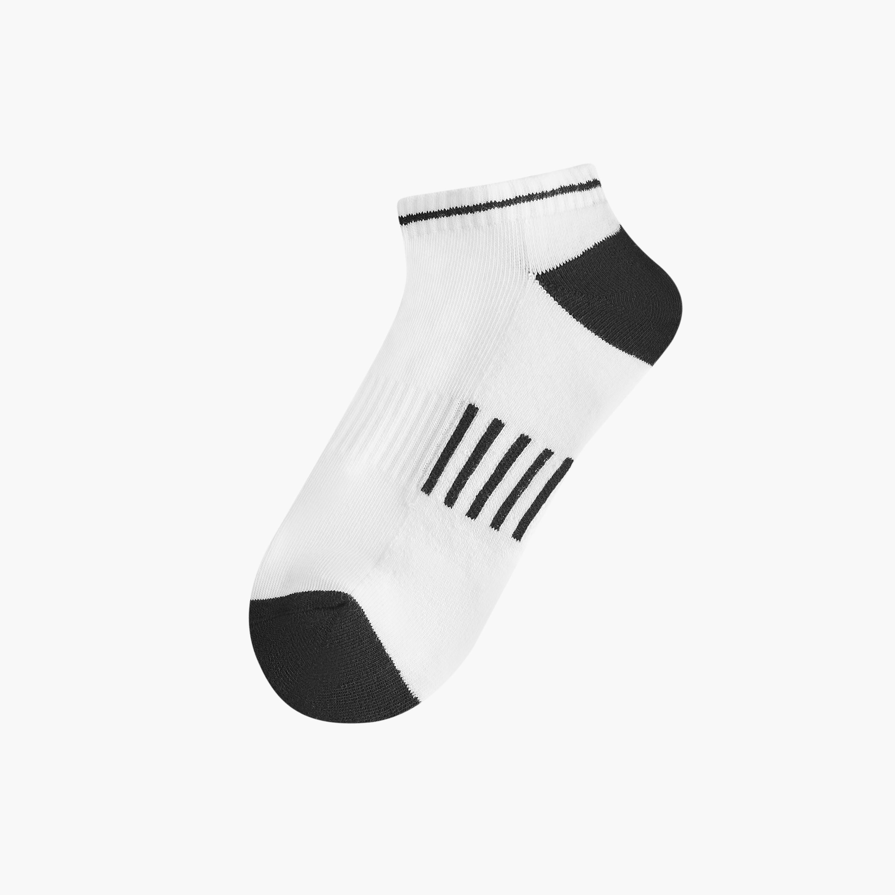 طقم جوارب 3 أزواج نصف تيري بارزة الملمس بطول الكاحل-men-socks-image-2