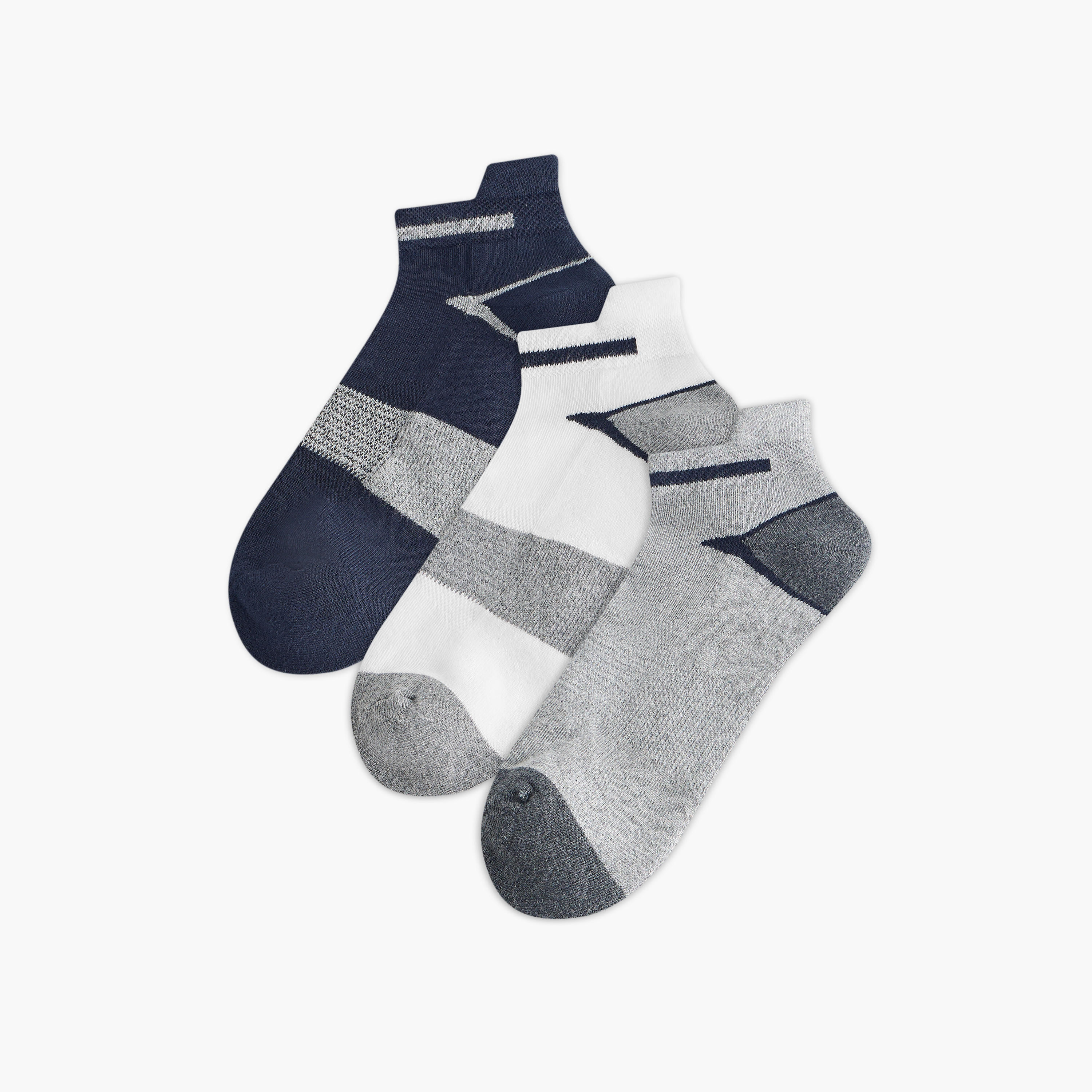 طقم جوارب 3 أزواج نصف تيري بطول الكاحل وطبعات-men-socks-image-1