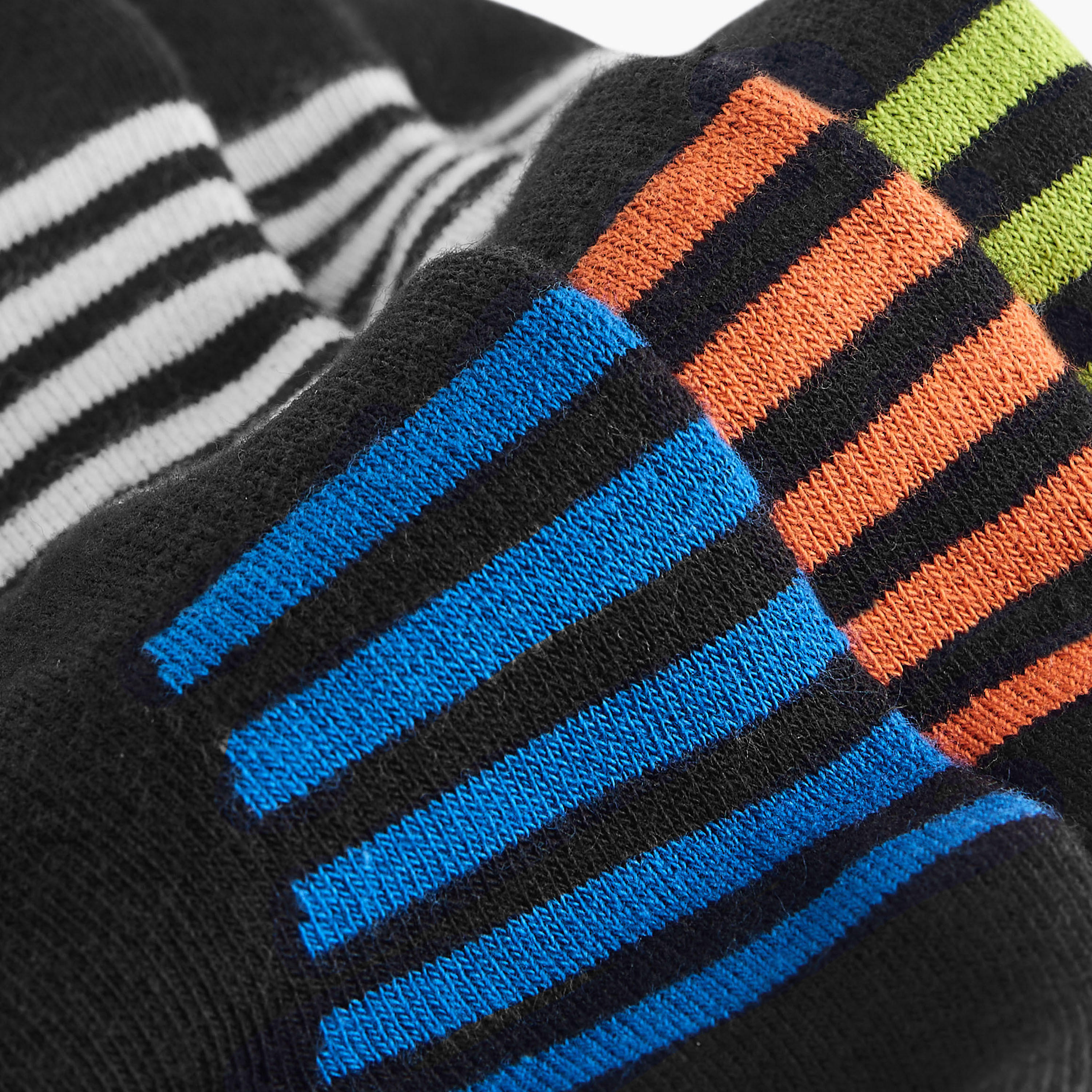 طقم جوارب 3 أزواج نصف تيري مخططة بطول الكاحل-men-socks-image-4
