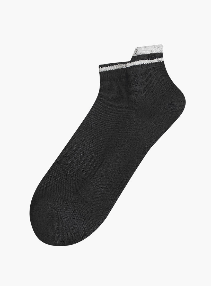 جوارب نصف تيري بتفاصيل مائلة بطول الكاحل - طقم 3 أزواج-men-socks-image-2