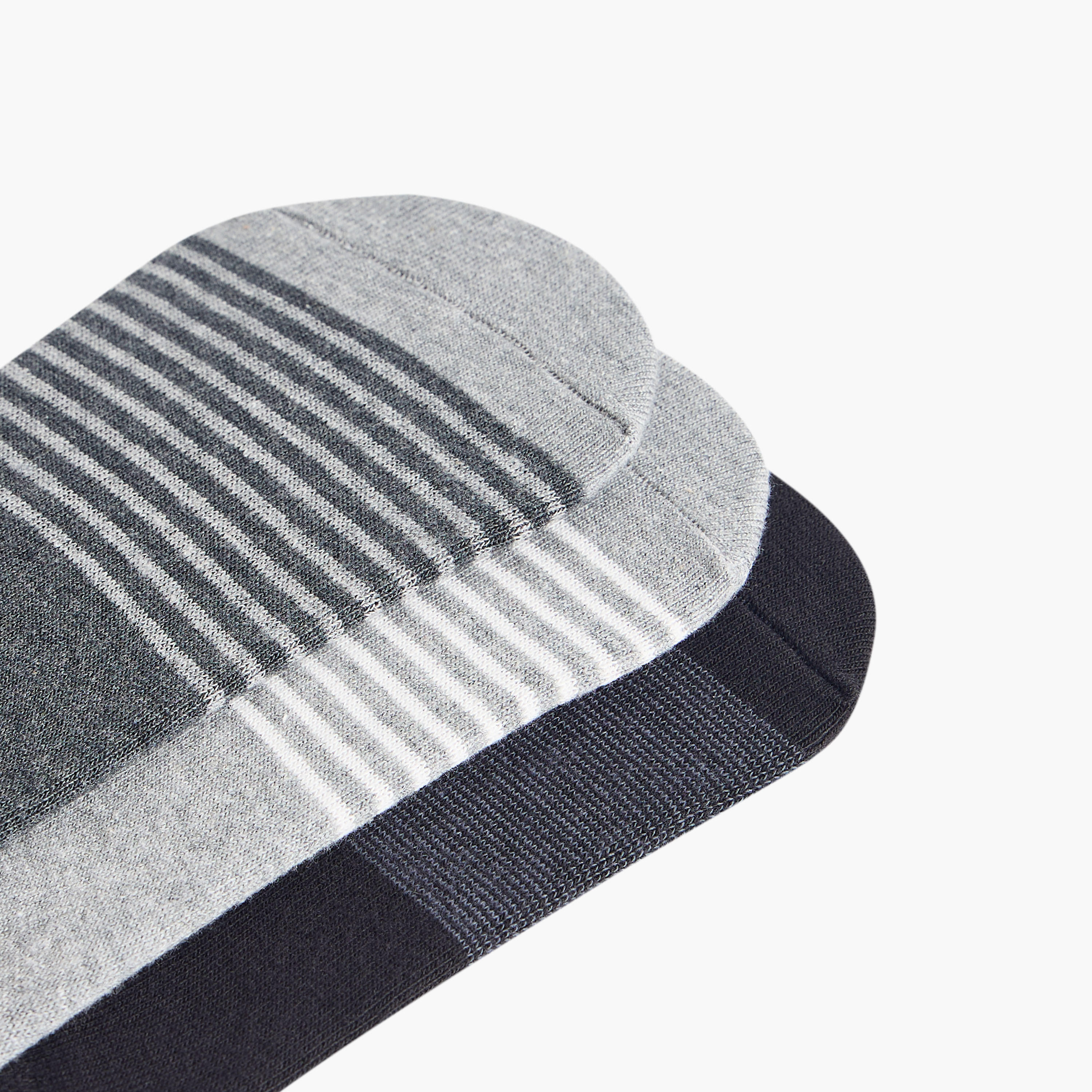 طقم جوارب 3 أزواج مخططة غير مرئية-men-socks-image-3