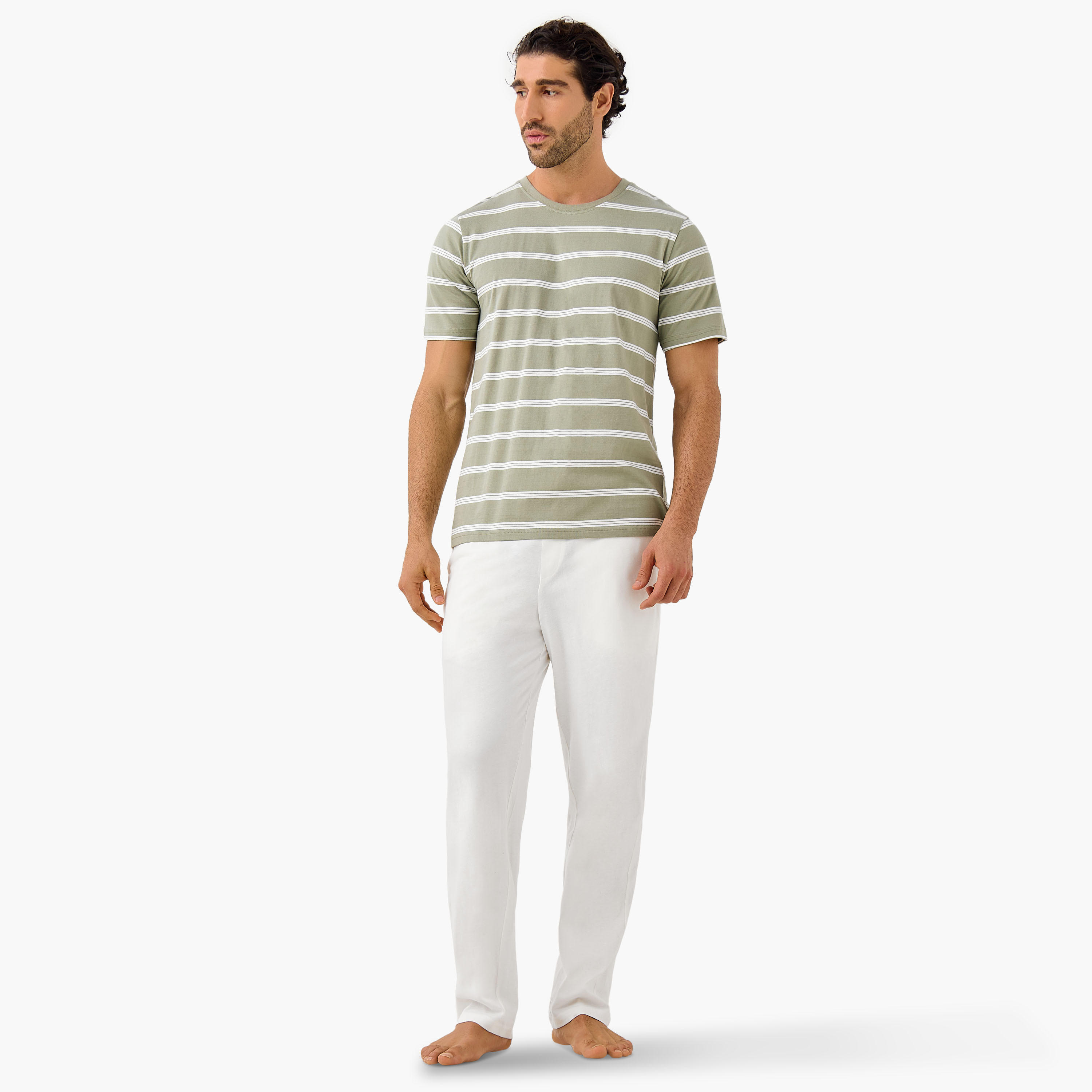 طقم تيشيرت مخطط وبنطلون بيجاما-men-clothing-nightwear-sets-image-6
