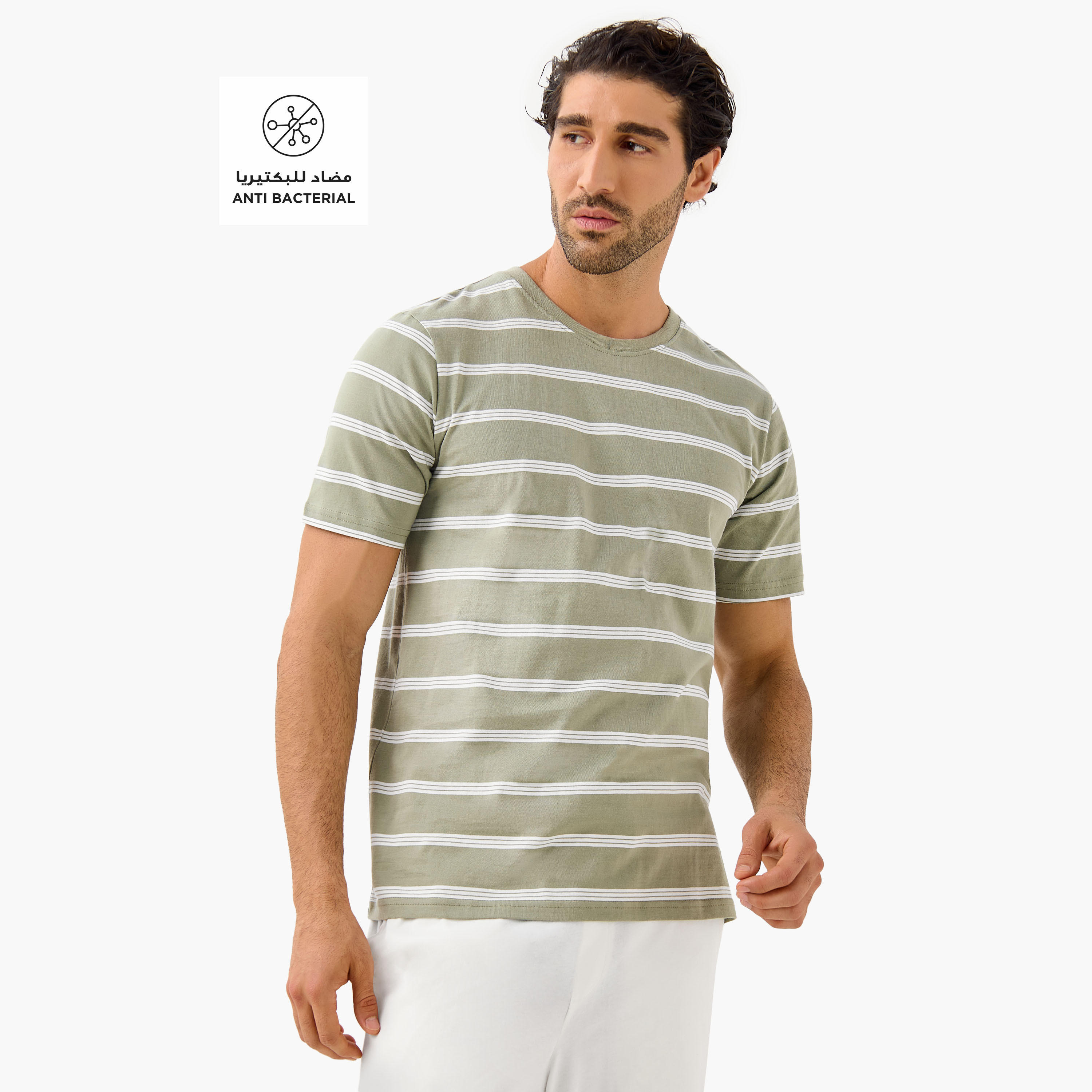 طقم تيشيرت مخطط وبنطلون بيجاما-men-clothing-nightwear-sets-image-5