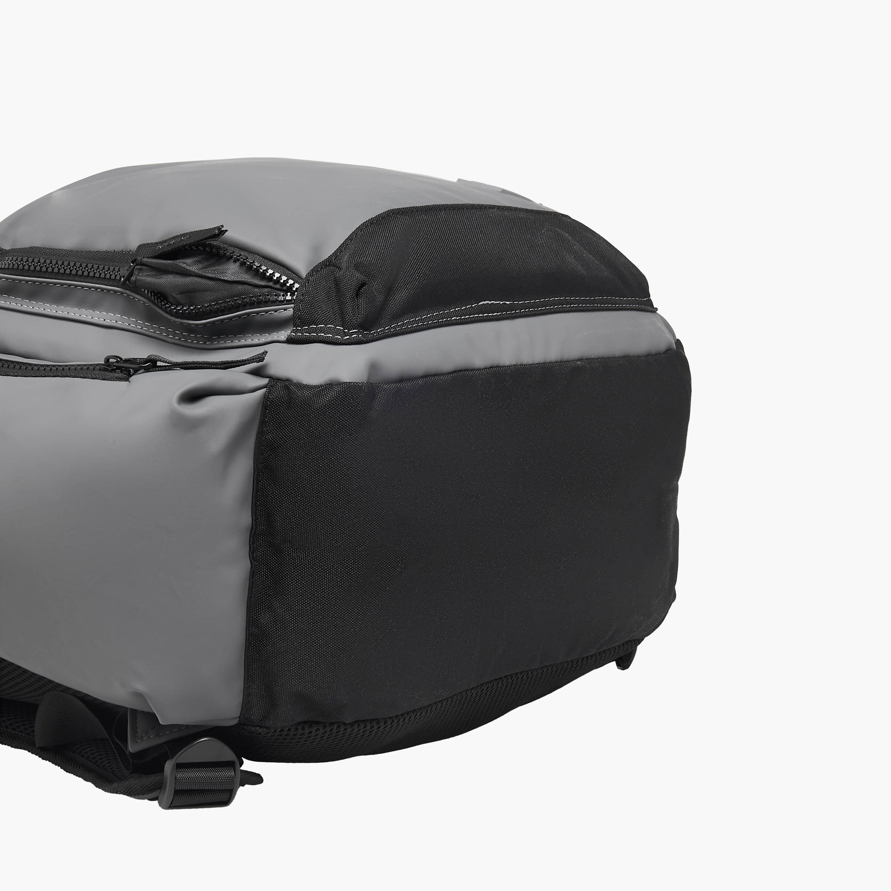 شنطة ظهر بأحزمة قابلة للتعديل وسحّاب إغلاق - 35x16x46 سم-men-bags-image-6