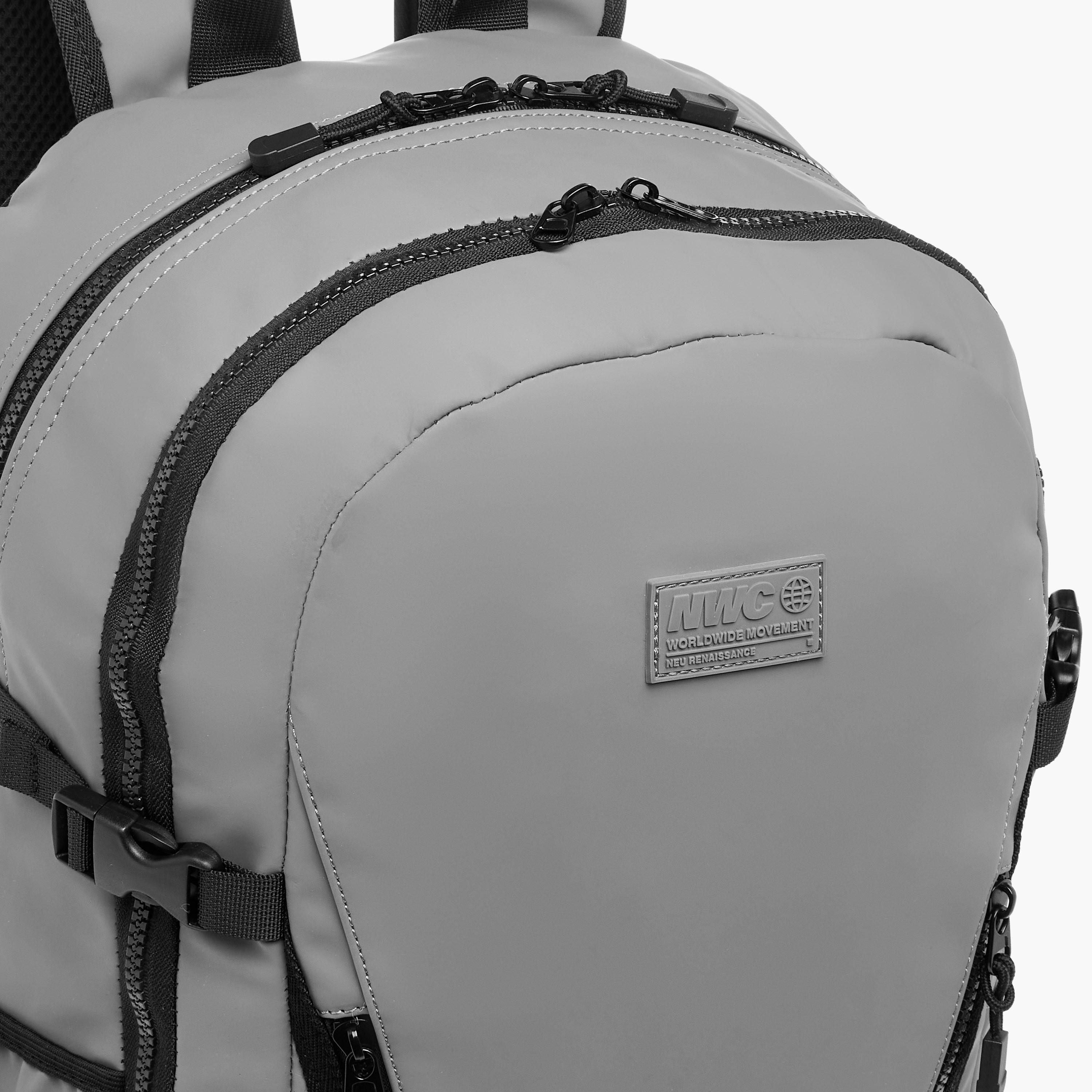 شنظة ظهر بأحزمة قابلة للتعديل-men-bags-image-4
