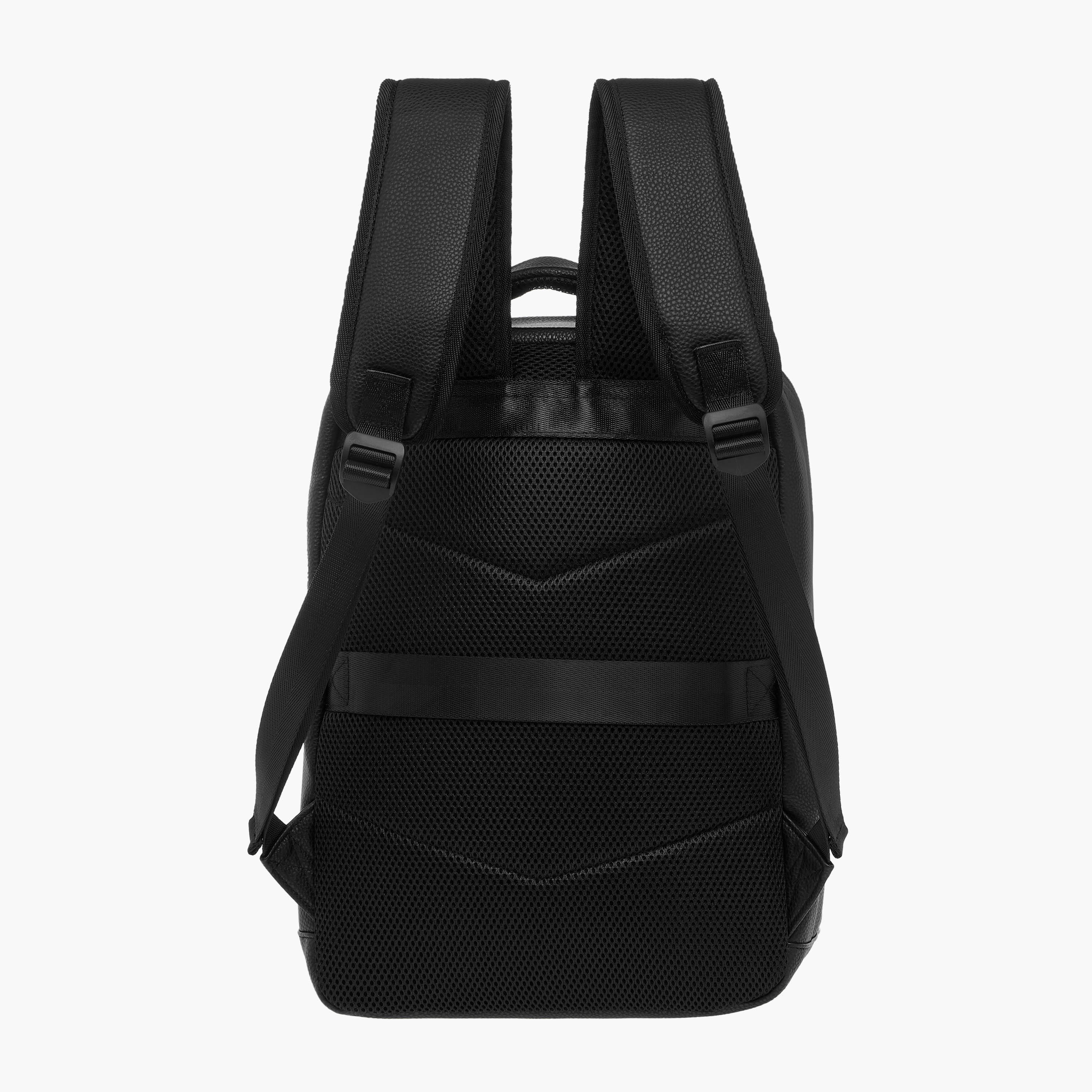 شنطة ظهر بارزة الملمس بأحزمة قابلة للتعديل وسحّاب إغلاق - 31x15x44 سم-men-bags-image-4