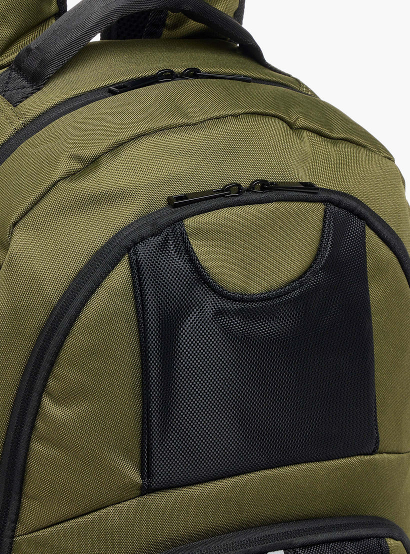 شنطة ظهر متعددة الجيوب بحزام كتف قابل للتعديل وسحّاب إغلاق - 33x16x46 سم-men-bags-image-4