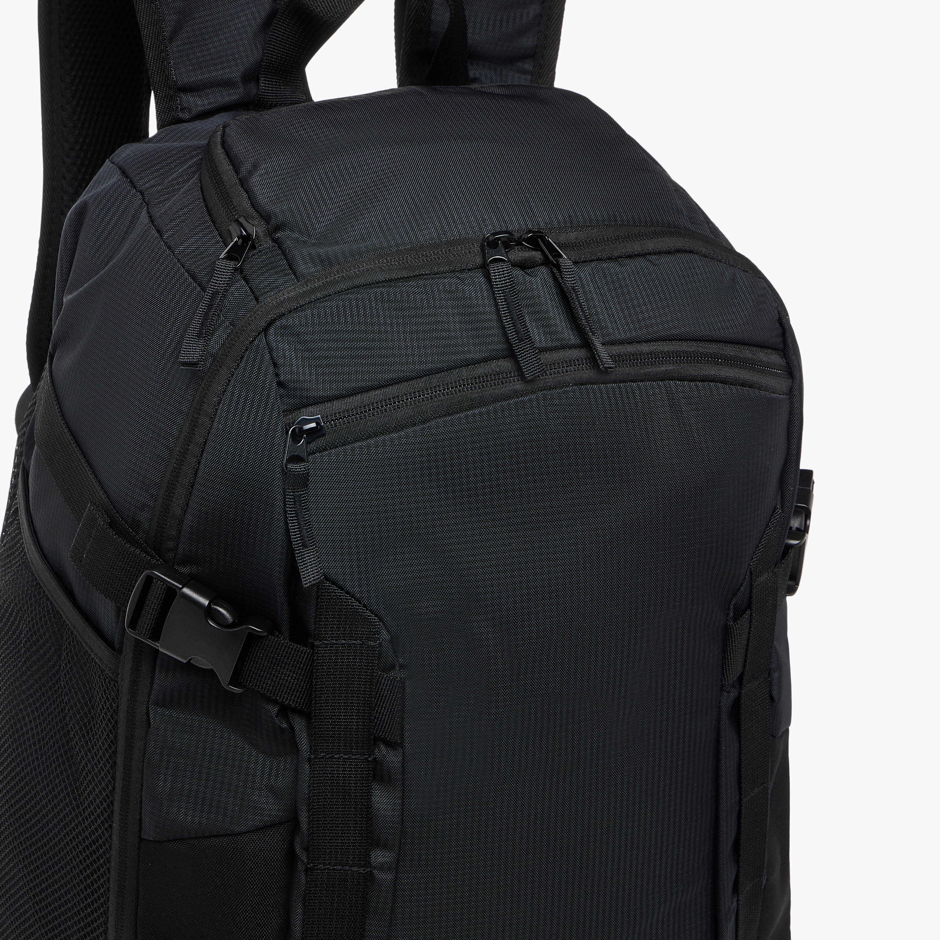 شنطة ظهر بارزة الملمس بأحزمة كتف قابلة للتعديل وسحّاب إغلاق-men-bags-image-5