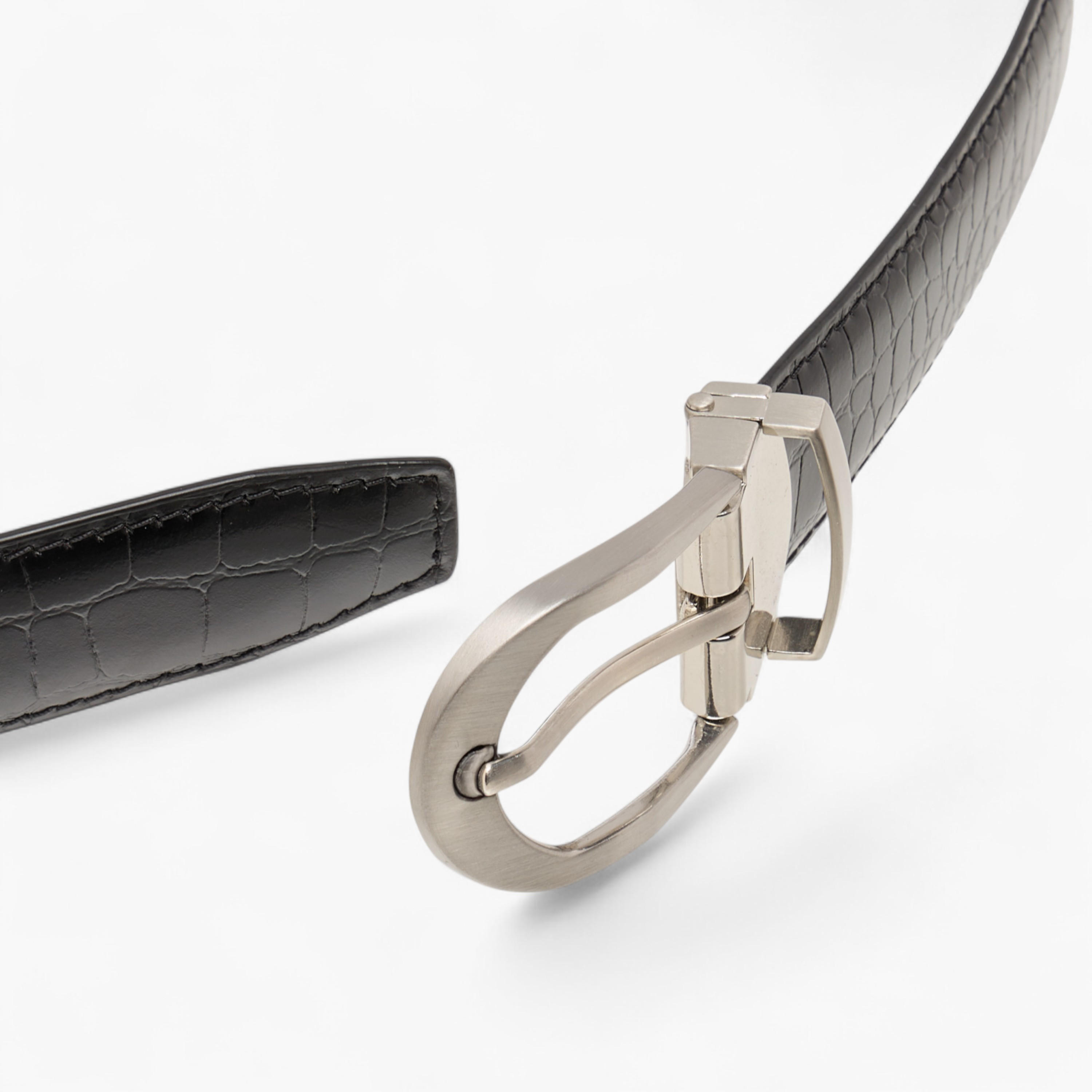 حزام جلد بارز الملمس بإبزيم إغلاق بدبوس-men-beltsandwallets-belts-image-1
