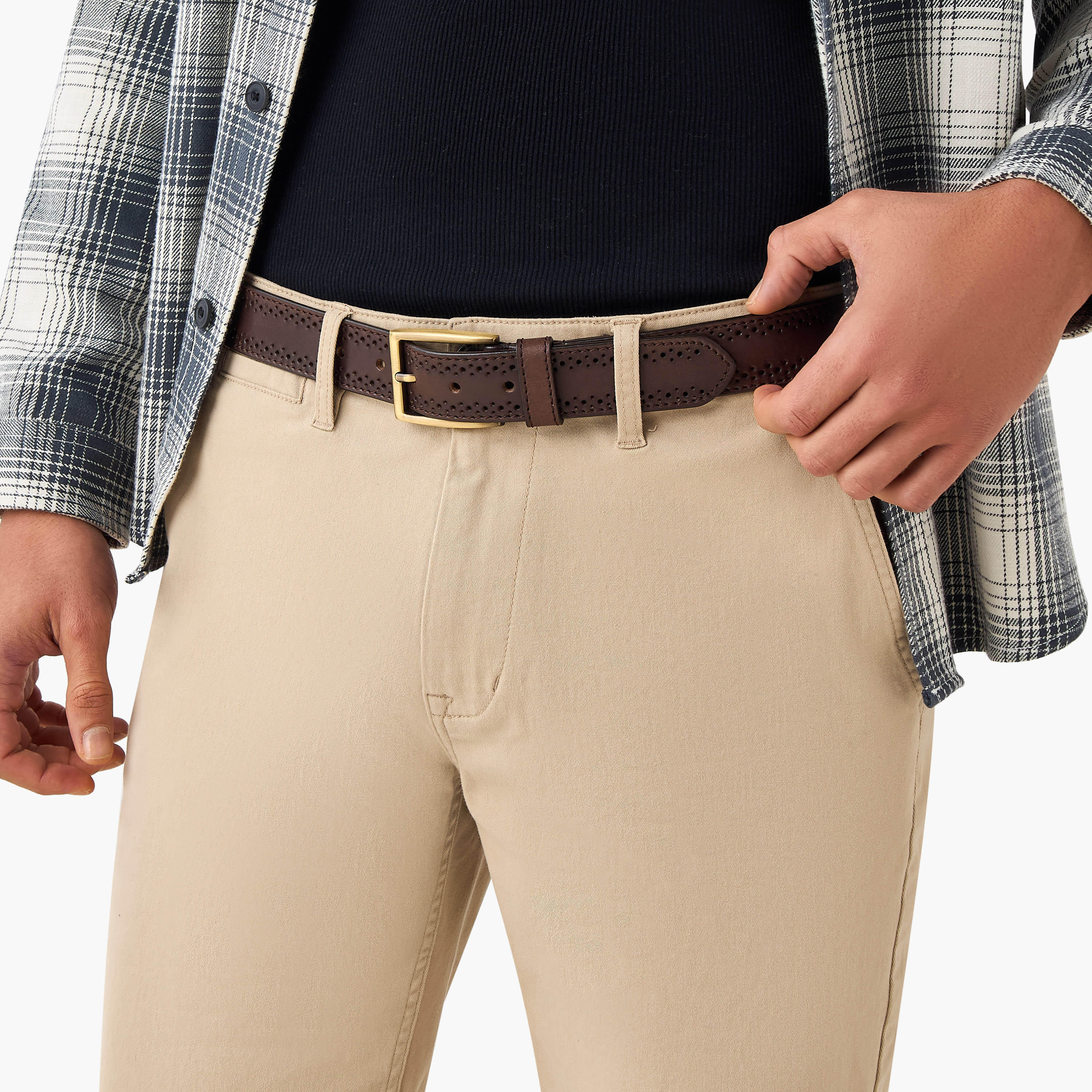 حزام جلد مثقّب بإبزيم إغلاق بدبوس-men-beltsandwallets-belts-image-2