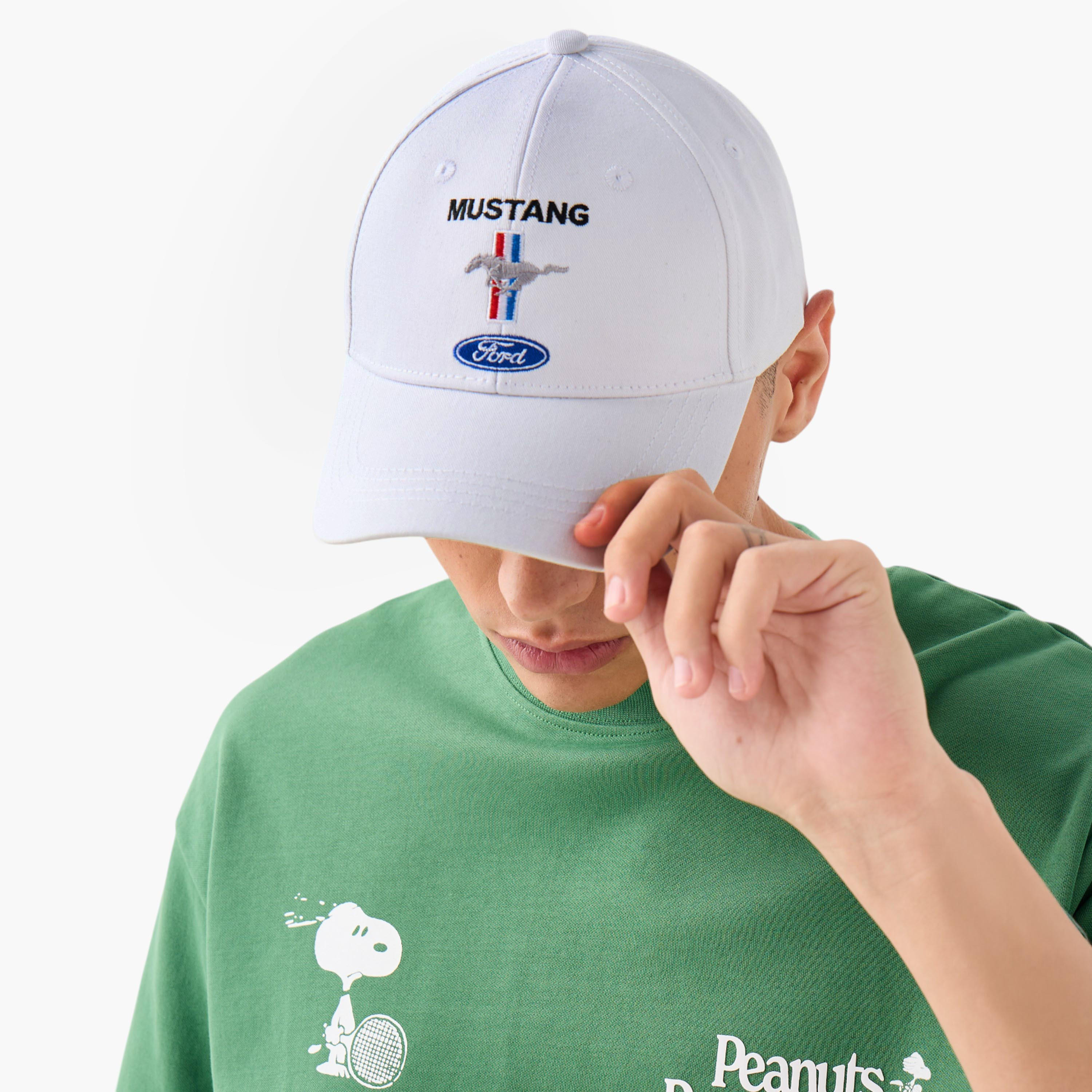 كاب بتطريز موستانج وحزام بإبزيم إغلاق-men-caps-image-7